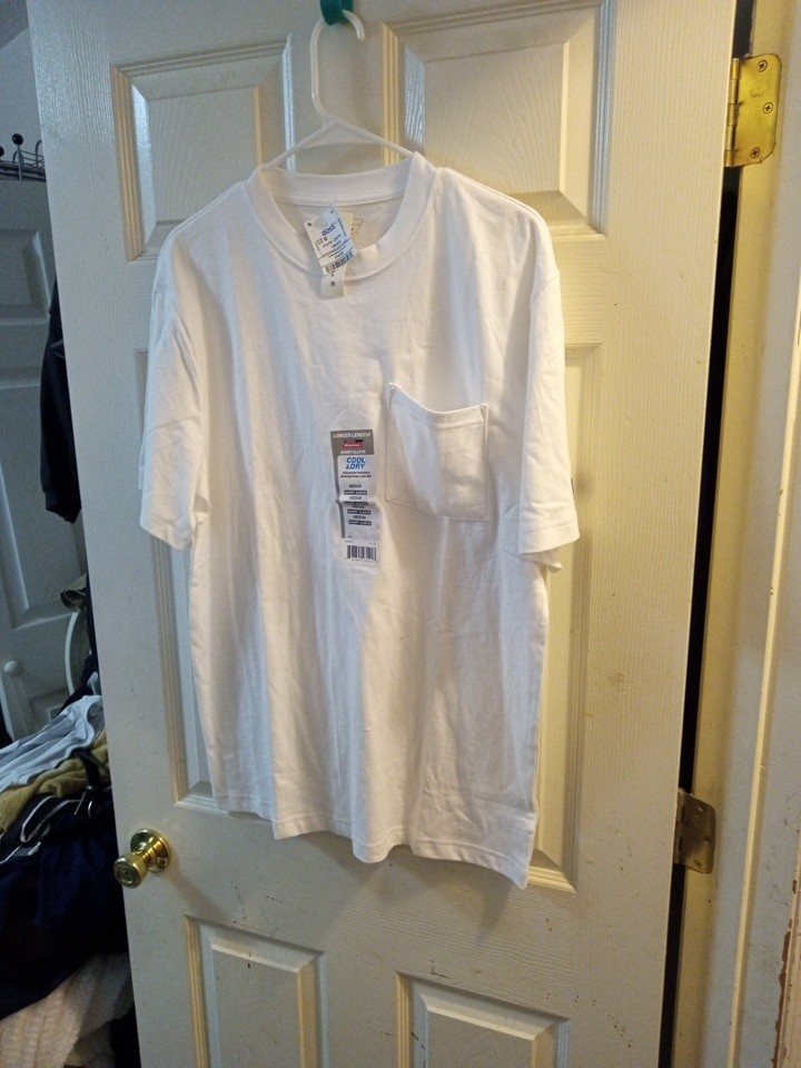 Men’s New Dickies Cool & Dry Longer Length Short Sleeve T-Shirt Size Medium