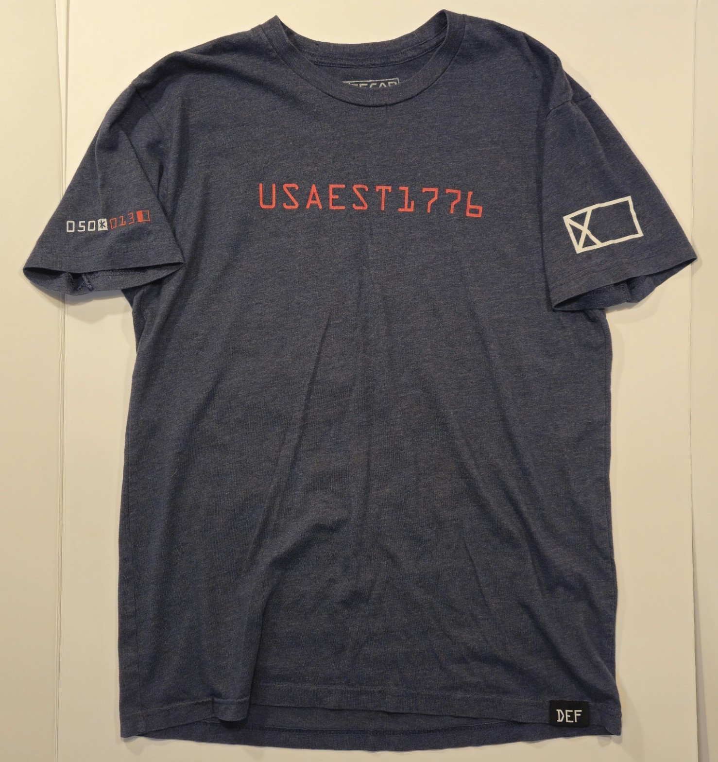 DEFCON USAEST1776 Blue Graphic Print Crew Neck T Shirt Mens M Cotton Blend