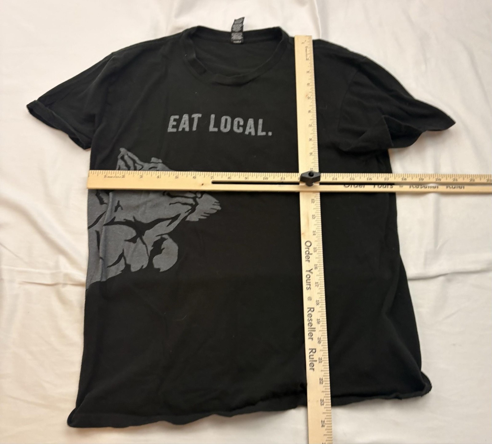 17th St BBQ Eat Local Shirt Mens Small Black Graphic Tee T-Shirt District
