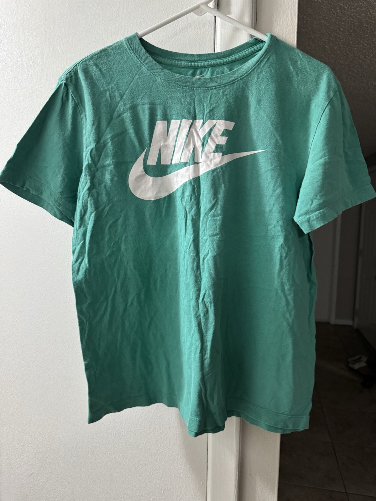 Nike Men’s T-Shirt Athletic Logo Swoosh Printed Active Short Sleeve Tee