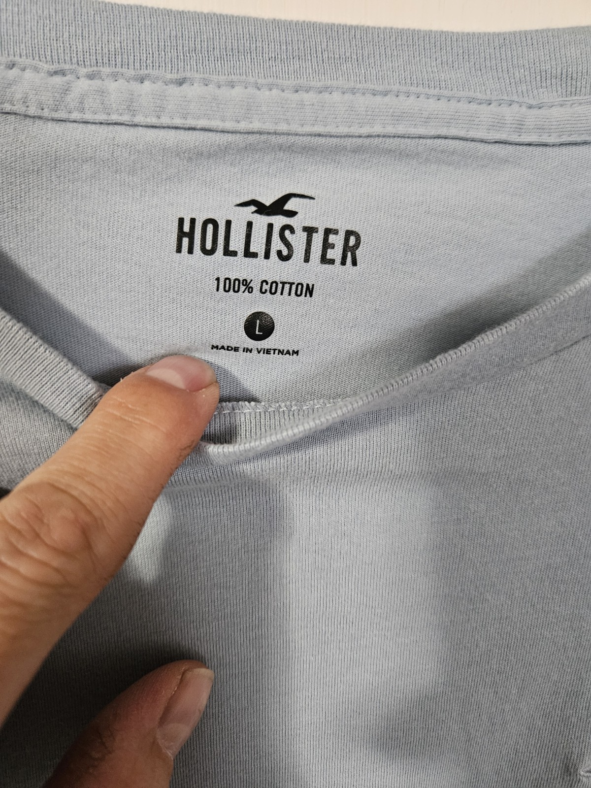 Hollister Men’s Must-Have Logo Tee Shirt Mint Green And Blue Bundle Size Large