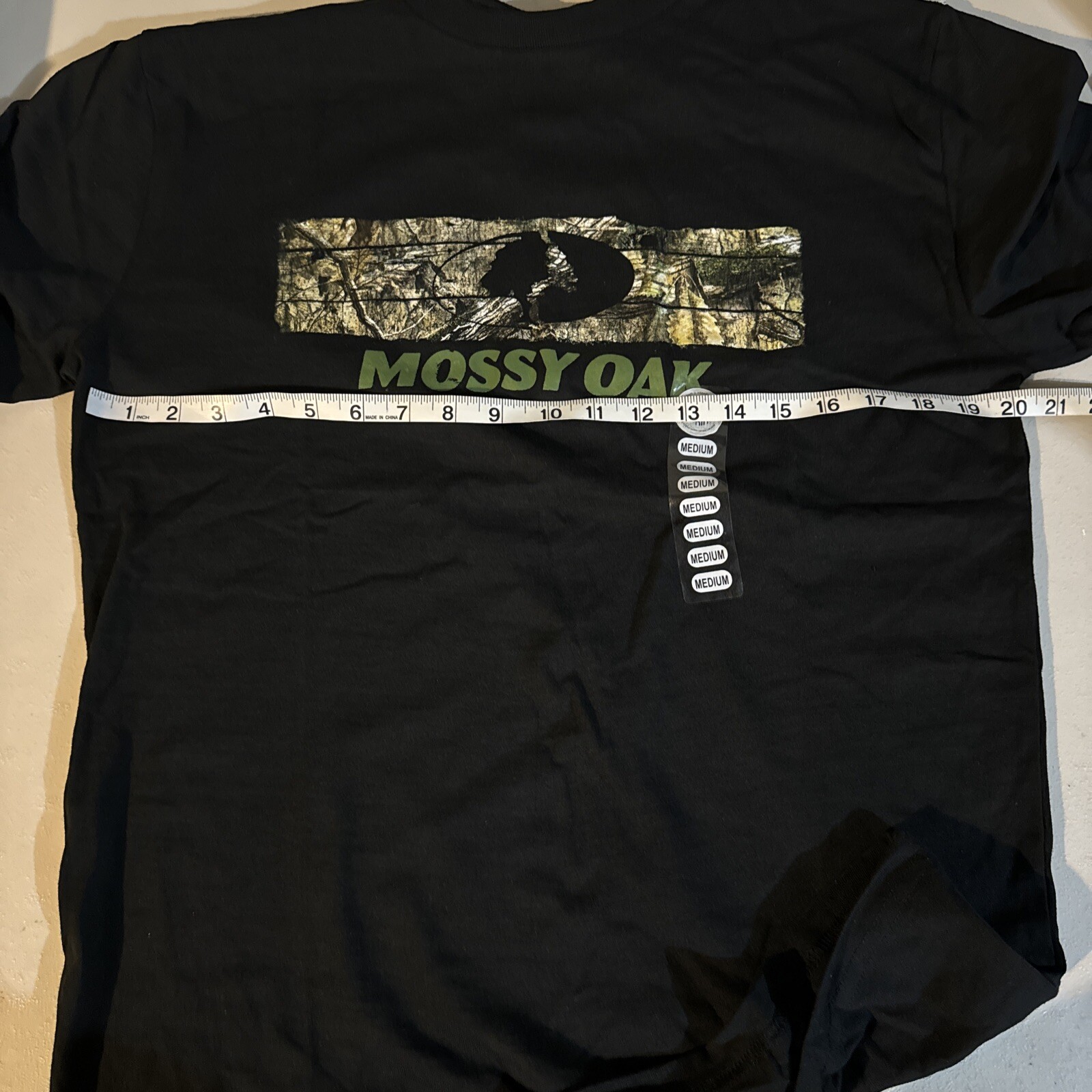 Mossy Oak Men’s Medium Long Sleeve Black T-Shirt With Camouflage Logo