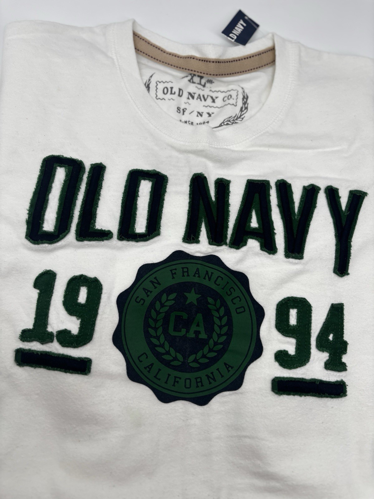 Old Navy Men’s Graphic Logo Crewneck Short Sleeve T-Shirt XL White Green Black