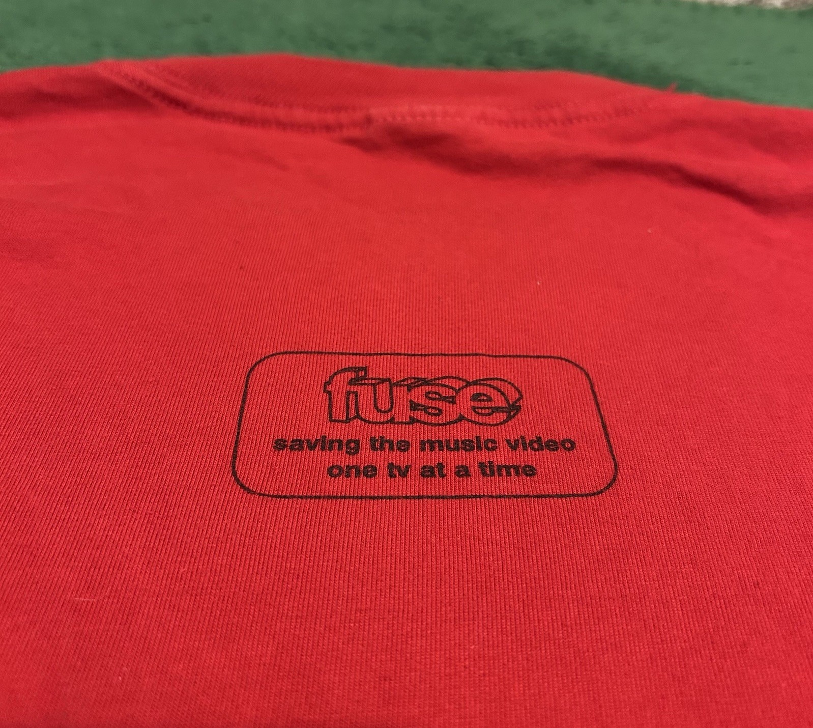 Vintage Fuse TV Logo Promo Show Network T-Shirt Red Mens XL Uranium Music Videos