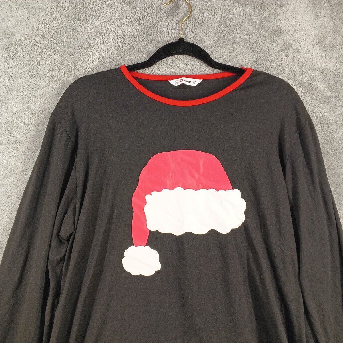 PATPAT Christmas “Santa Hat” Long Tee Men MEDIUM Knit Casual Holiday Black Red