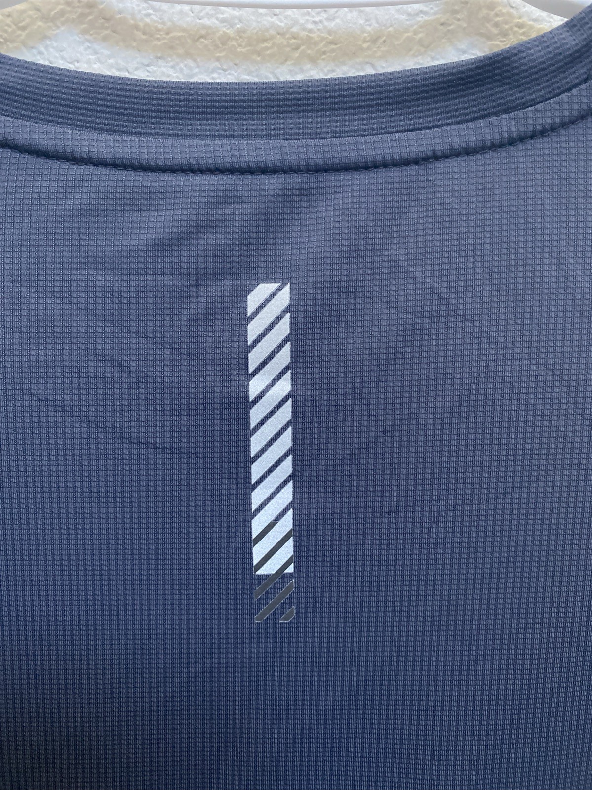 NEW Kenneth Cole Active Men’s Large Blackout Navy Blue Crew Neck T-Shirt Tech SS