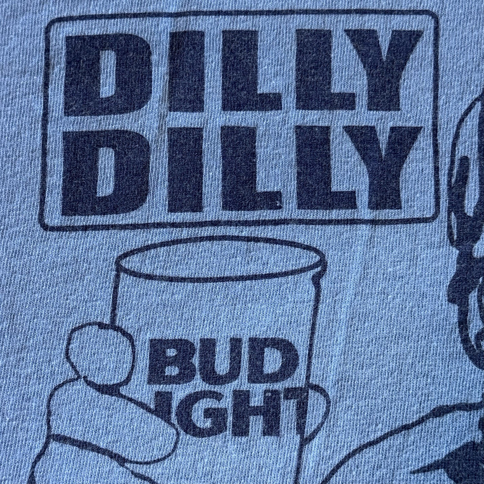 HARRY CARARY Dilly Dilly Wrigley Field Bud Light Beer T-Shirt. XL Preowned NV