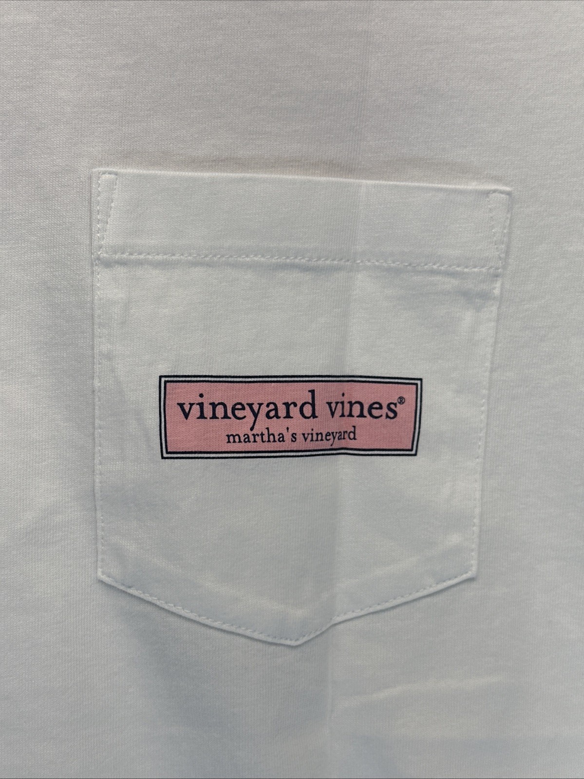 Vineyard Vines Men’s Large Classic Logo Box White Cap Pocket T Short Sleeve NWT