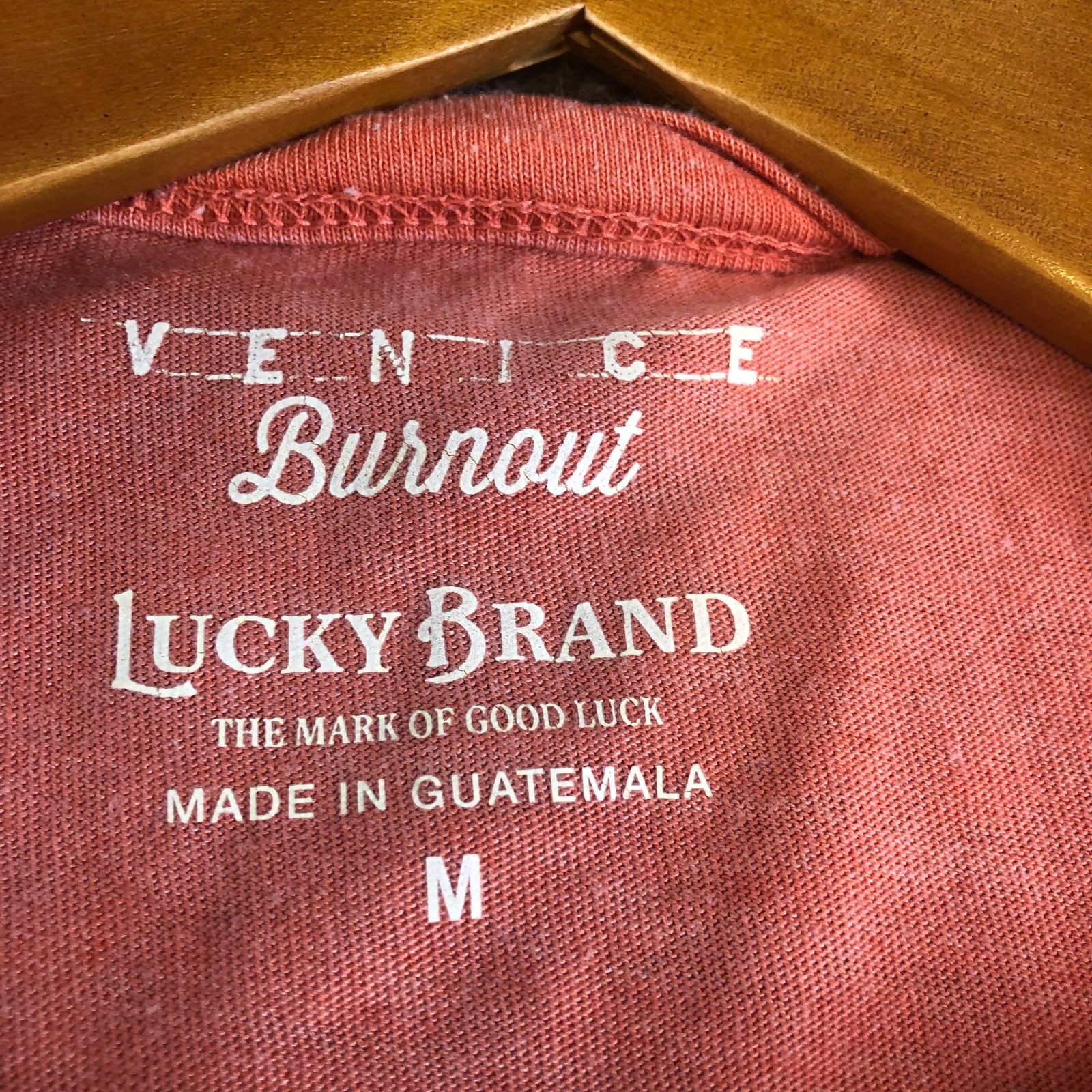 Lucky Brand Venice Burnout Shirt Mens Medium Peach Salmon Henley Short Sleeve