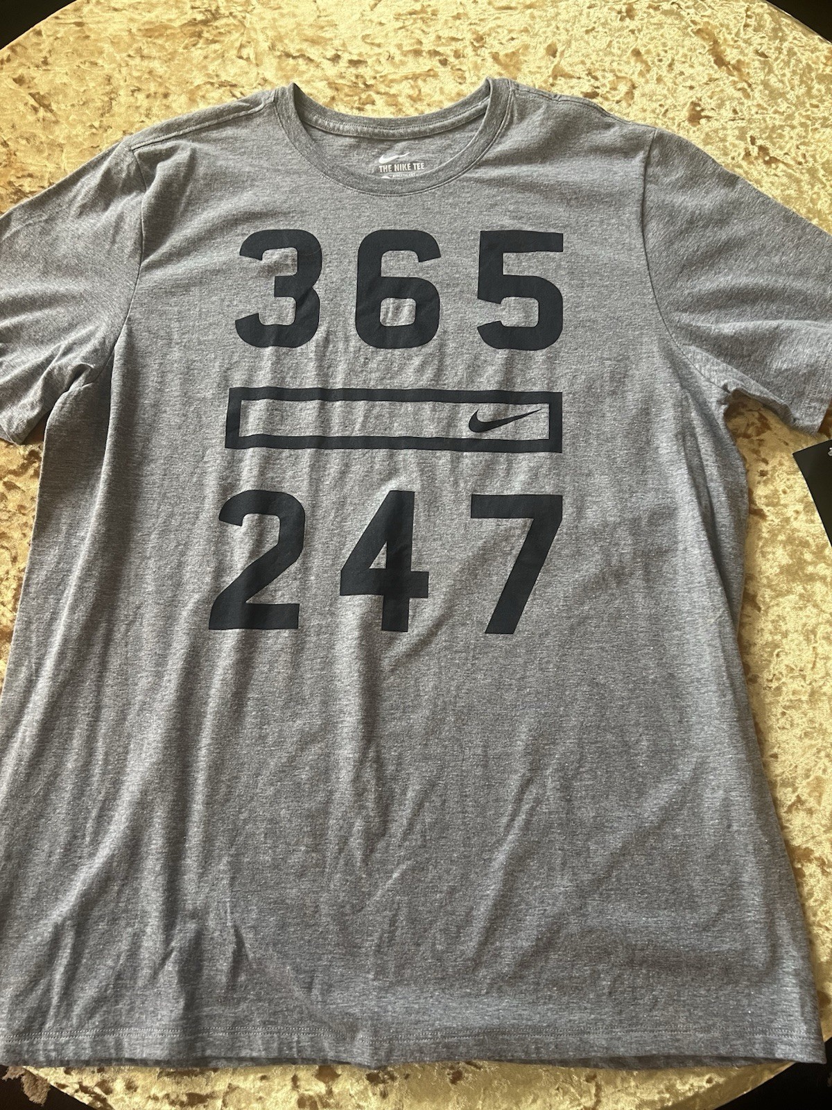 Nike The Nike Tee Men’s Athletic Fit Gray Graphic Print Crew Neck XL 891949-063
