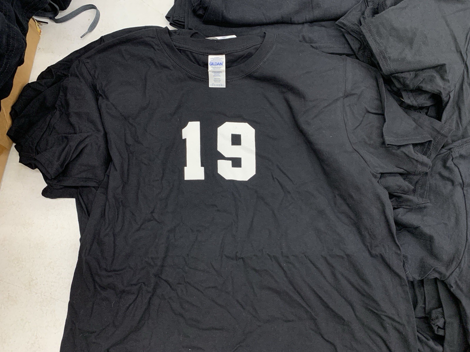 Gildan Soft Style Adult XS S M L XL Number Jersey T-Shirts White Black Team Set