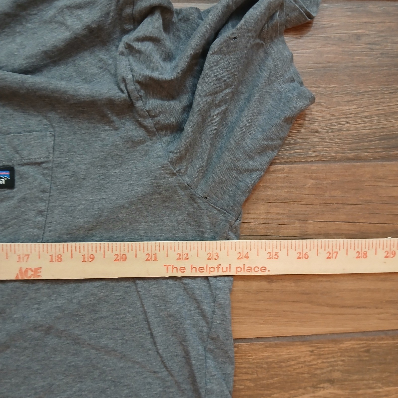 Patagonia Pocket T-Shirt Mens Extra Large Gray Organic Cotton Short Sleeve 53255