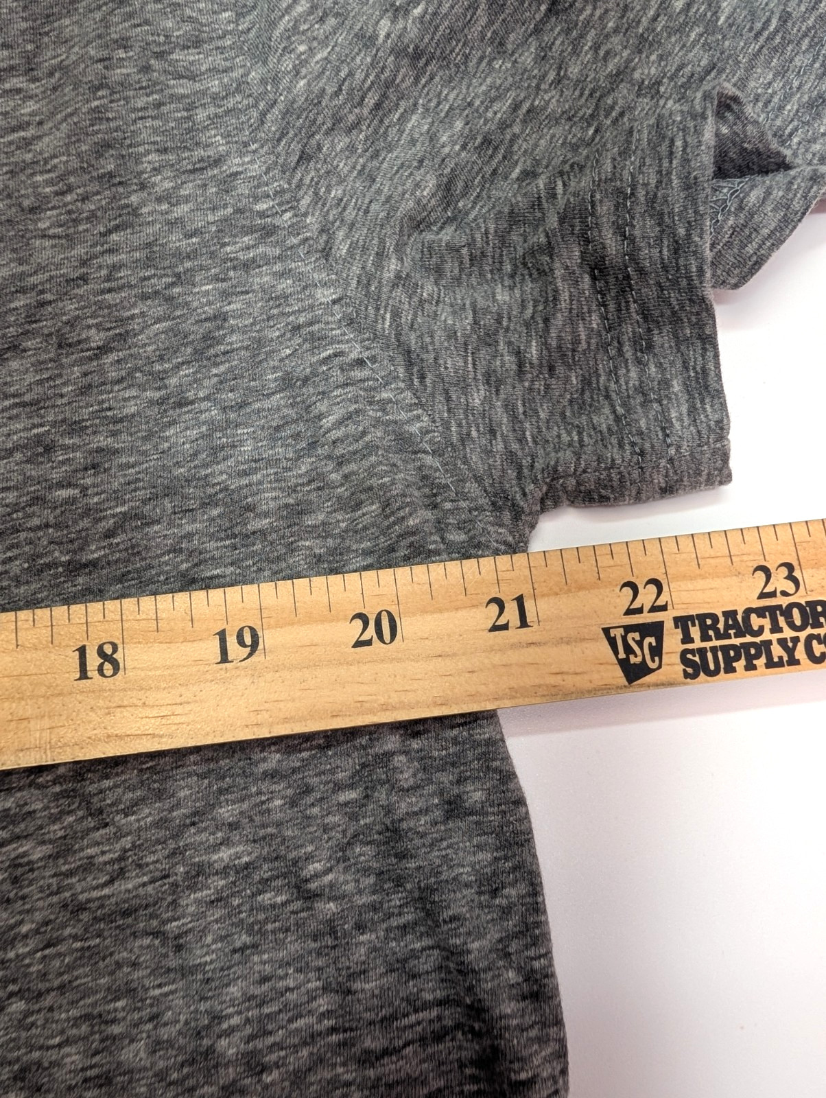 NWT Departwest Buckle Mens XL Gray Heather T-Shirt Short Sleeve Crew Neck
