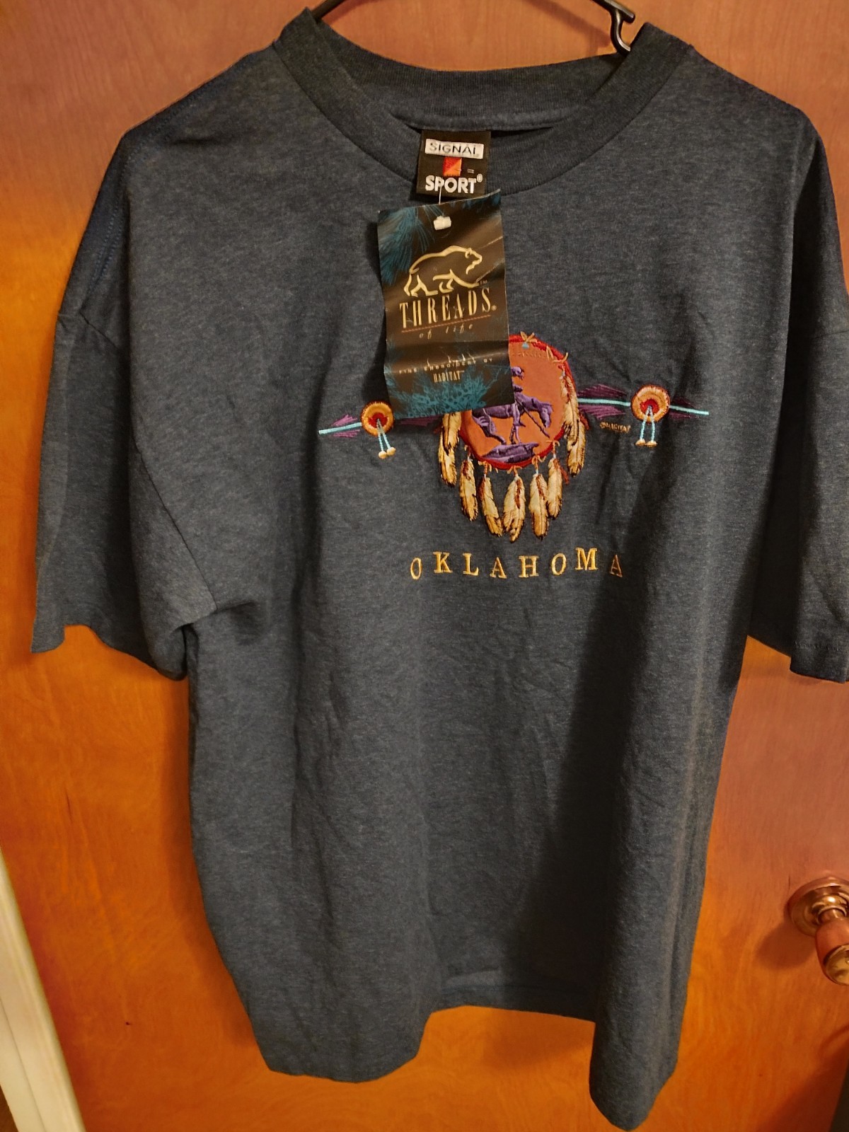 90’s Oklahoma Graphic Tee. Single Stitch, Embroidered, Made In USA. Size XL,…