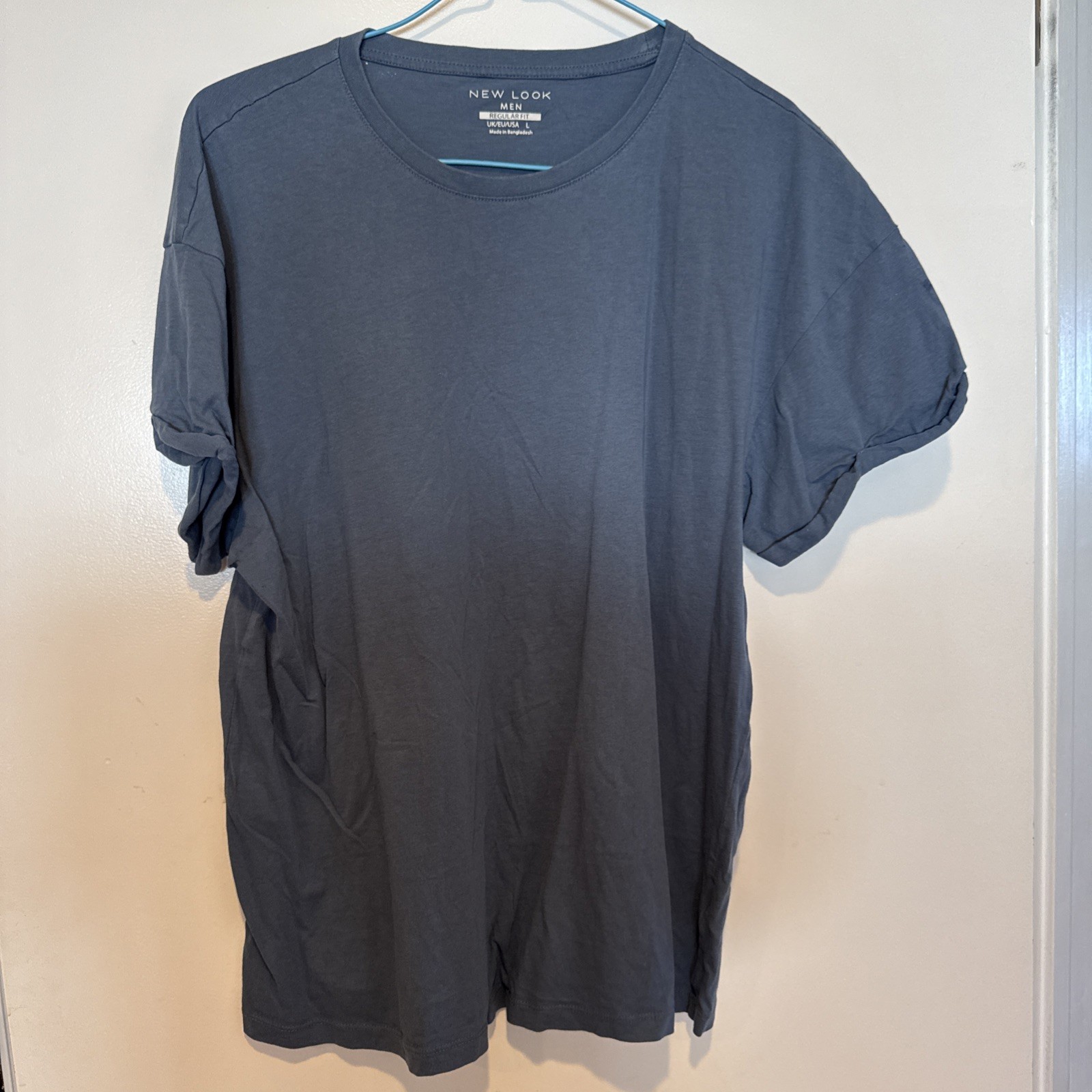 New Look Mens Blue Crew Neck Short Sleeve T-Shirt Size Large after Wash = Medium