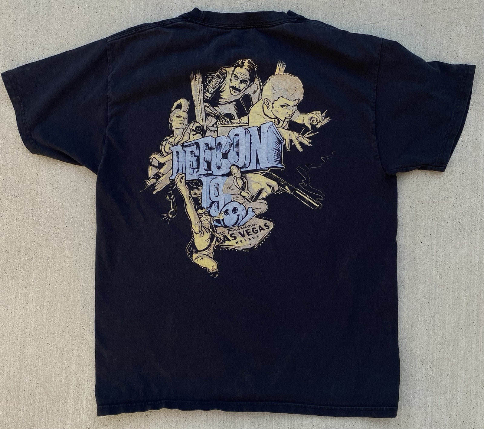 Defcon 19 Fabulous Las Vegas T Shirt Front Back Graphics Worn Has A Fade Size M