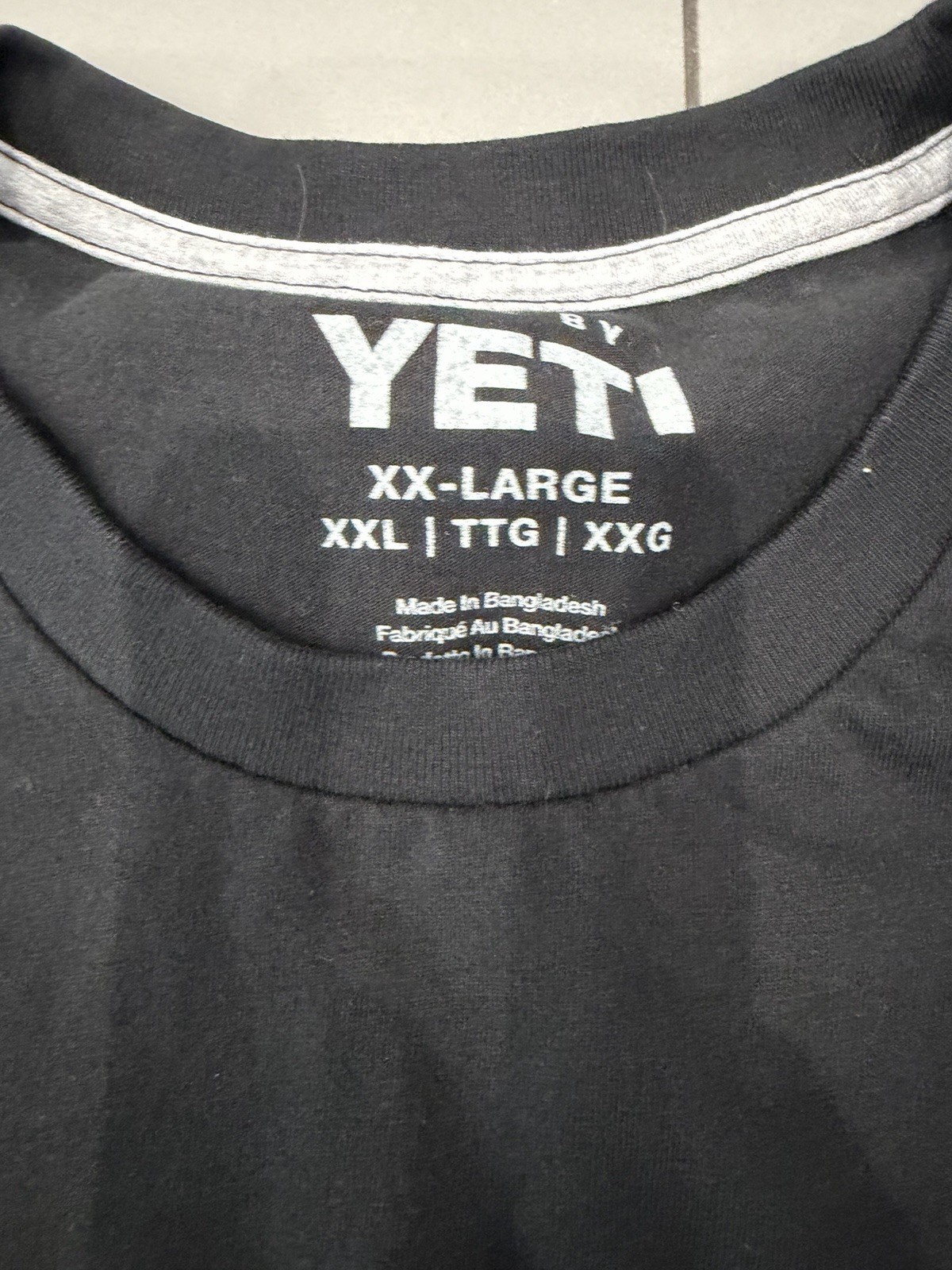 YETI Shirt Men XXL Large Black Classic Logo Slogan T-Shirt Tee Outdoor*