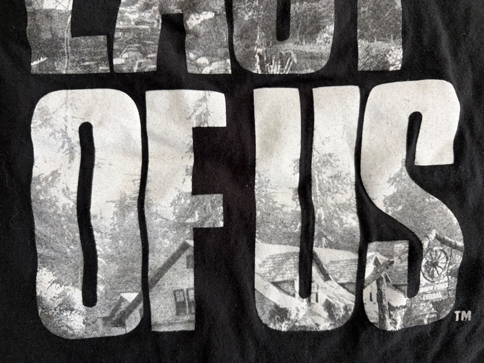 The Last Of Us T Shirt Large NAUGHTY DOG Video Game (Damaged/See Description)