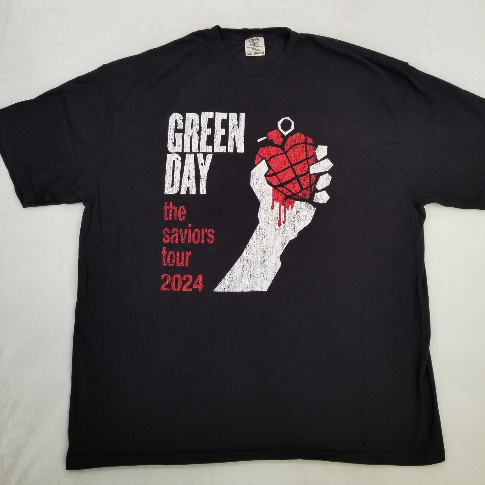 Green Day Black The Saviors Tour 2024 Grenade Hand Graphic T-Shirt Mens Size 2XL