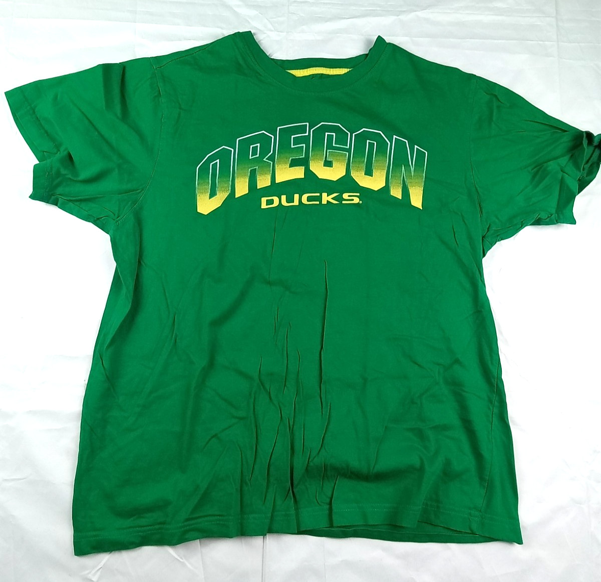 Oregon Ducks Graphic Print Logo Double Sided Green Large Mens Shirt 100% Cotton