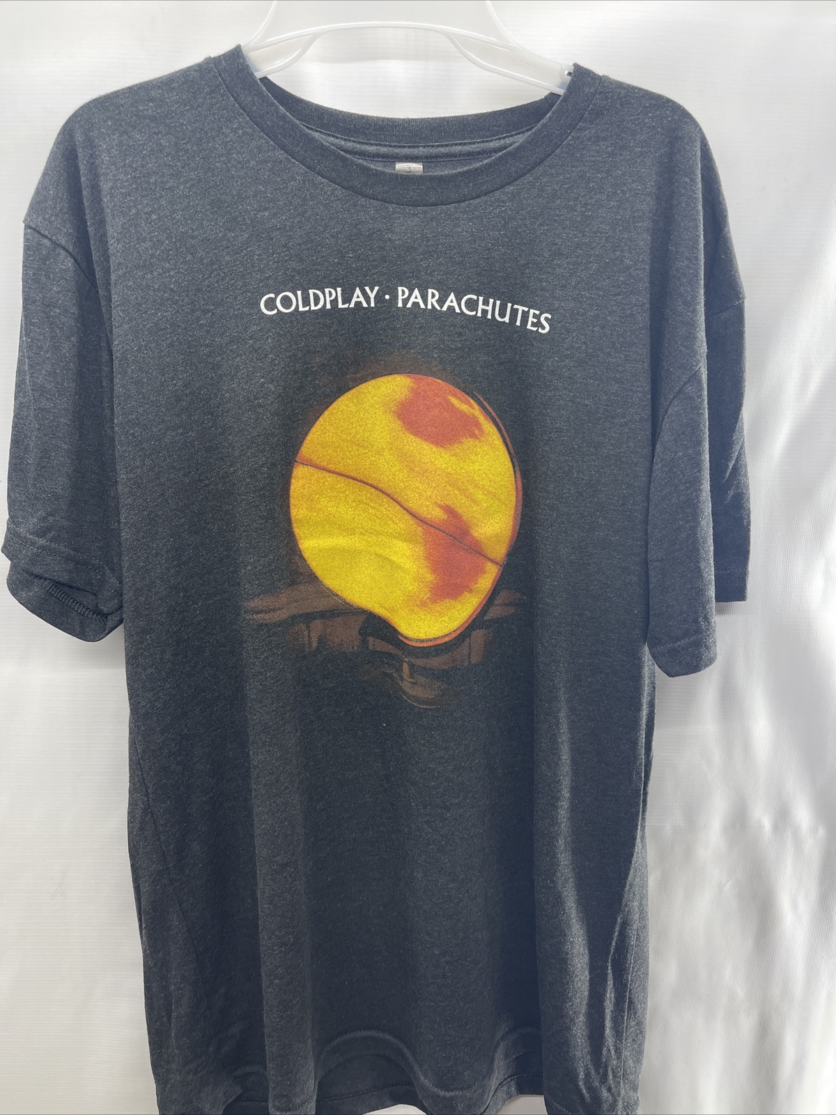 2016 COLDPLAY “A Head Full of Dreams” Concert Tour T-Shirt CHRIS MARTIN Small