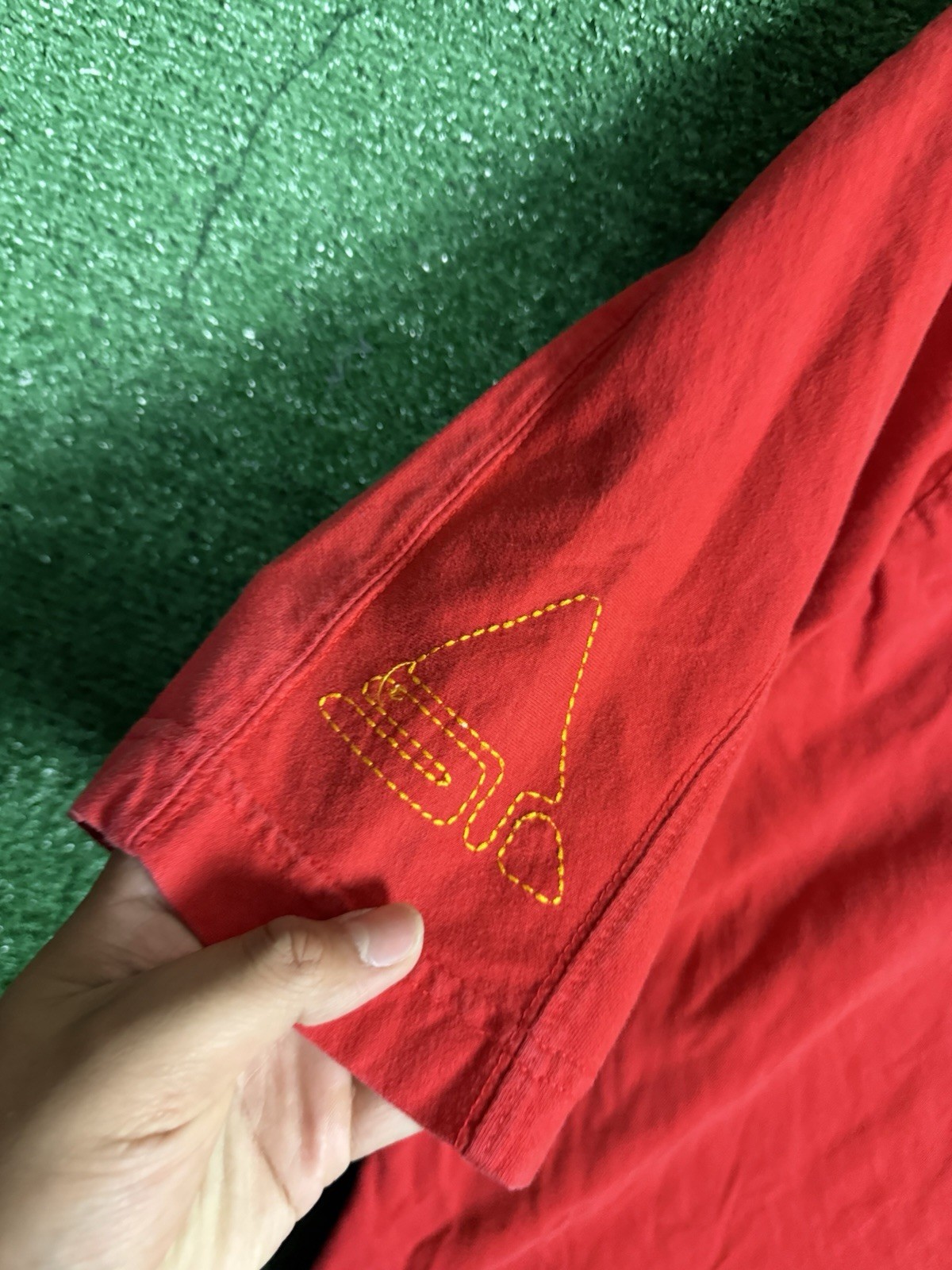 VTG Levis Silver tab 47 Top Drawer Clothing T Shirt Adult L Red Chinese Letter