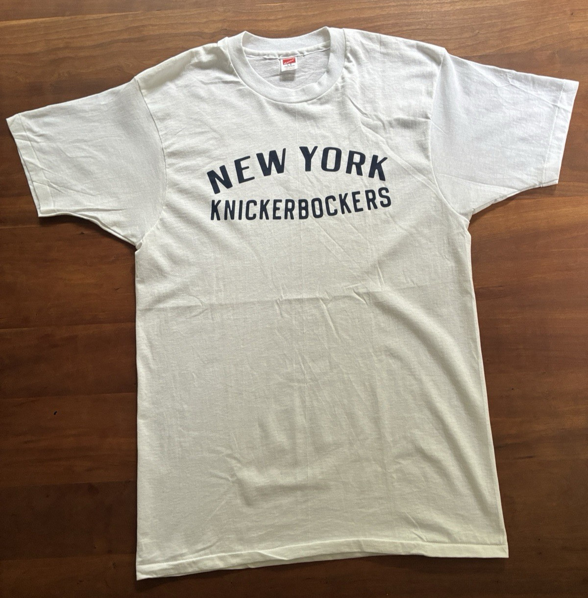 VTG Hanes USA White T-Shirt Large Single Stitch New York Knicks Knickerbockers