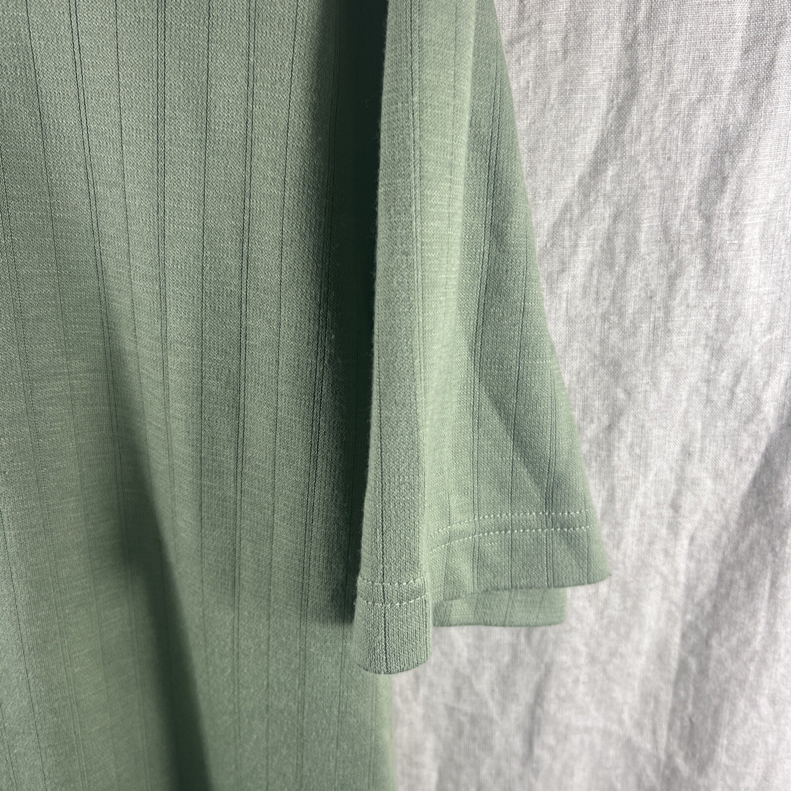 Pierre Cardin Men’s Green Short Sleeve V-Neck Casual Comfort Shirt Size Large