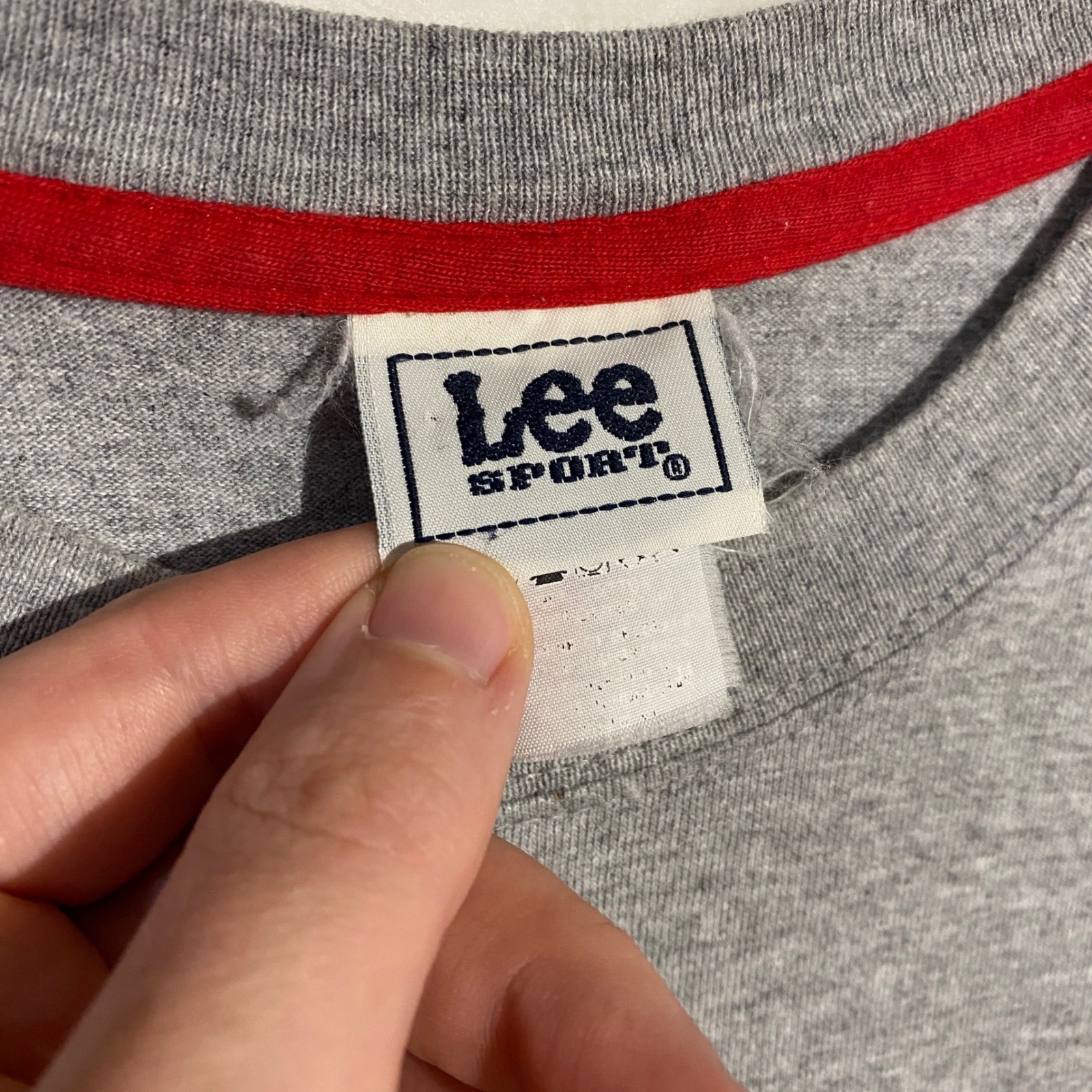 Lee Sport Cincinnati Reds Embroidered T-Shirt Mens large Grey MLB Baseball