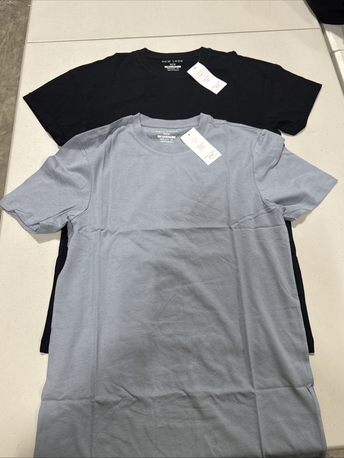 New Look 2 Men’s T-shirts Size XS (D5,C19)