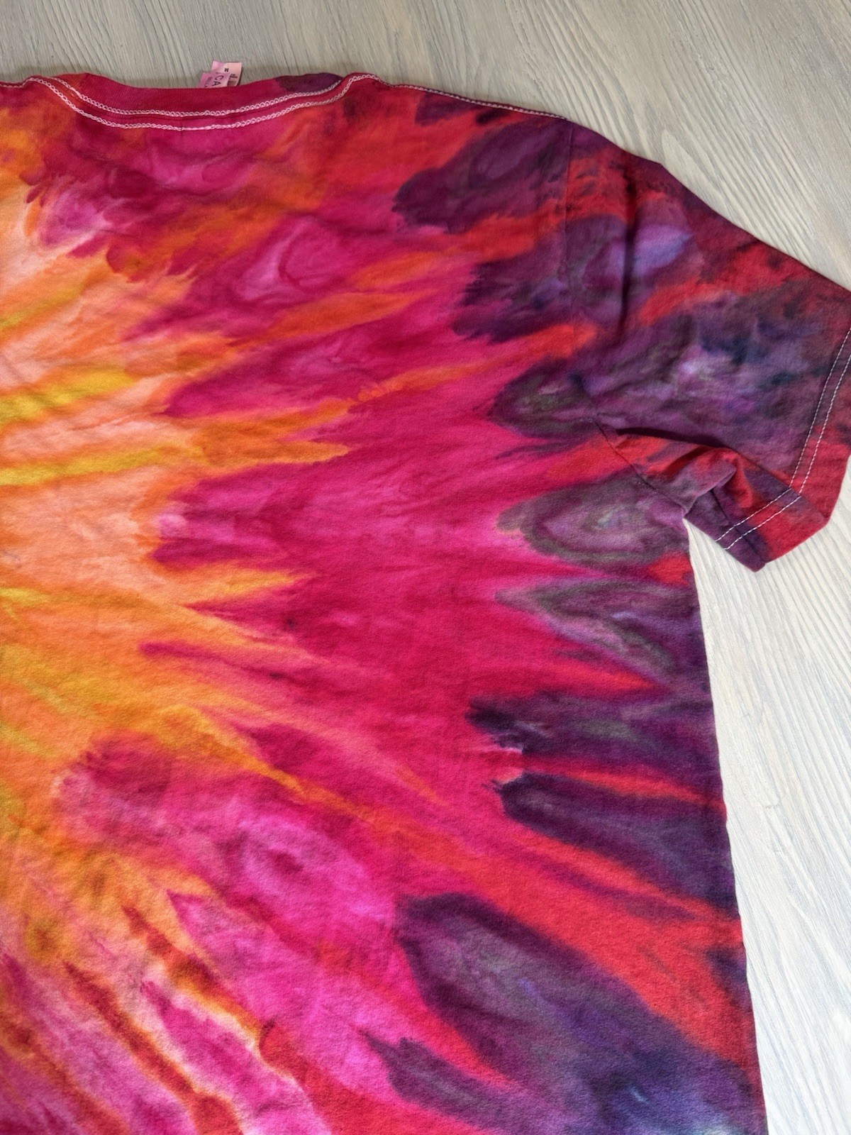 Ice Dyed T Shirt Sunburst Pattern Starburst Candy Color Inspired Size L Runs Sm