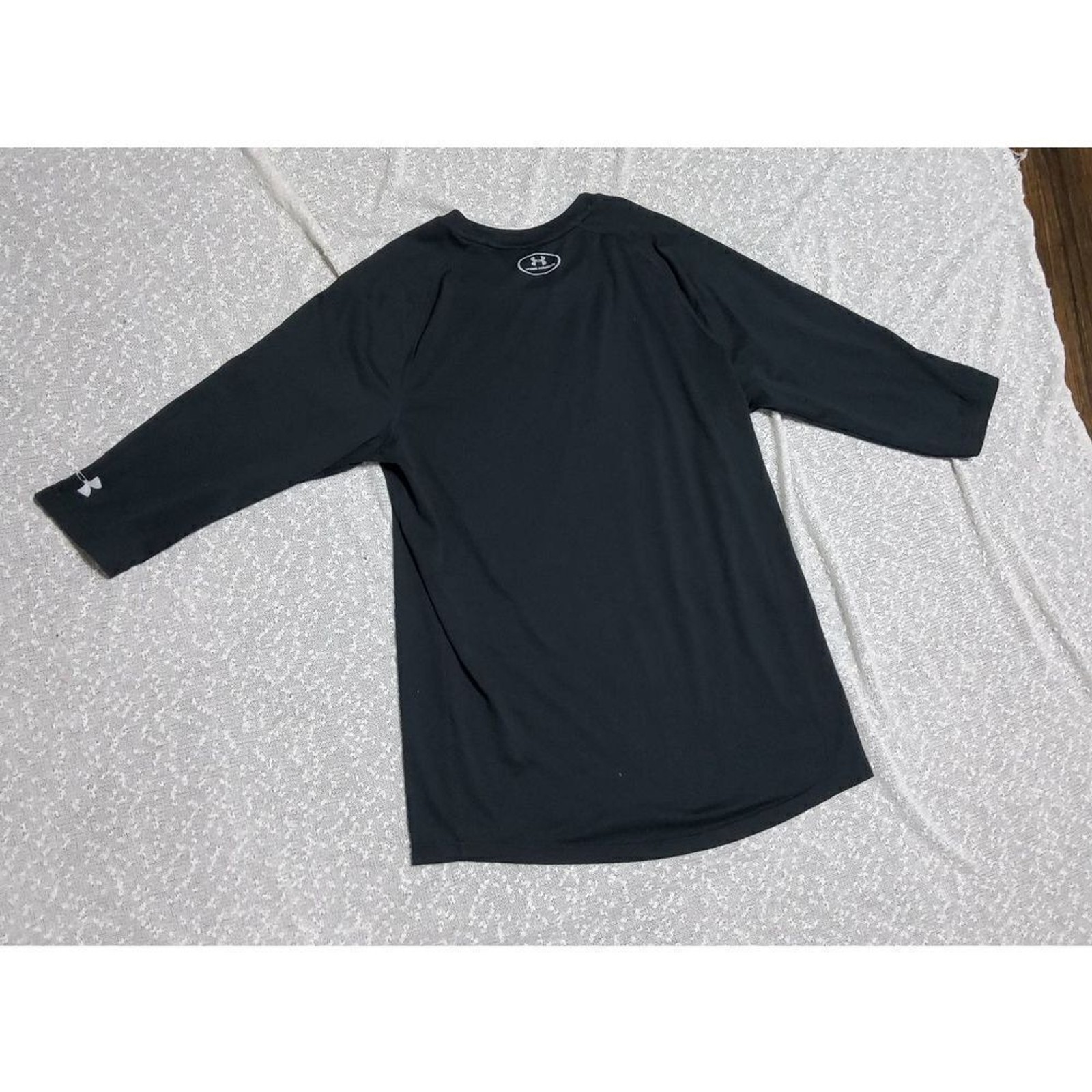 UNDER ARMOUR Small Baseball Heat Gear Dri-fit Loose Fit Shirt