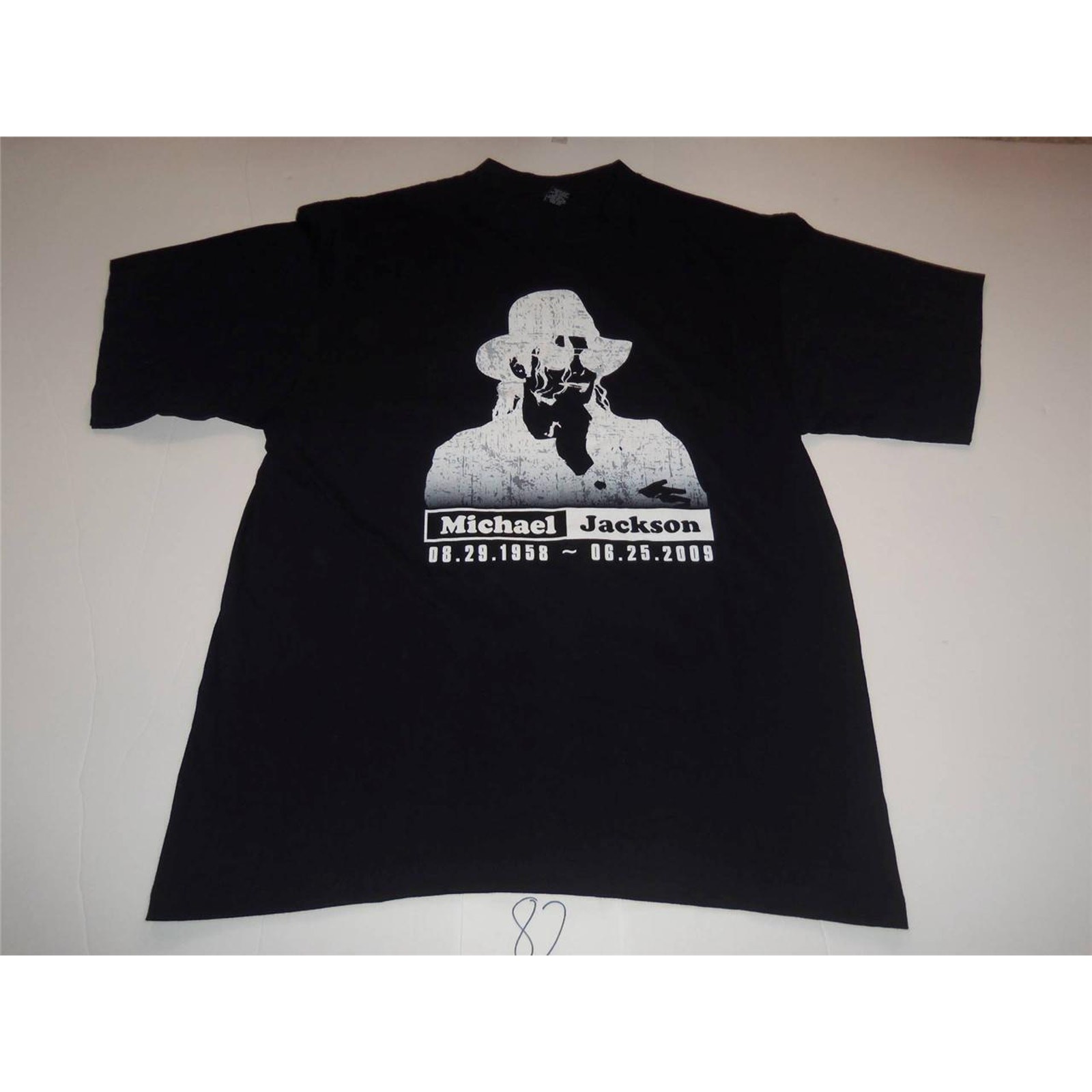 Michael Jackson Noiz TShirt Size XLarge 8-29-58 to 6-25-09 Black -021582