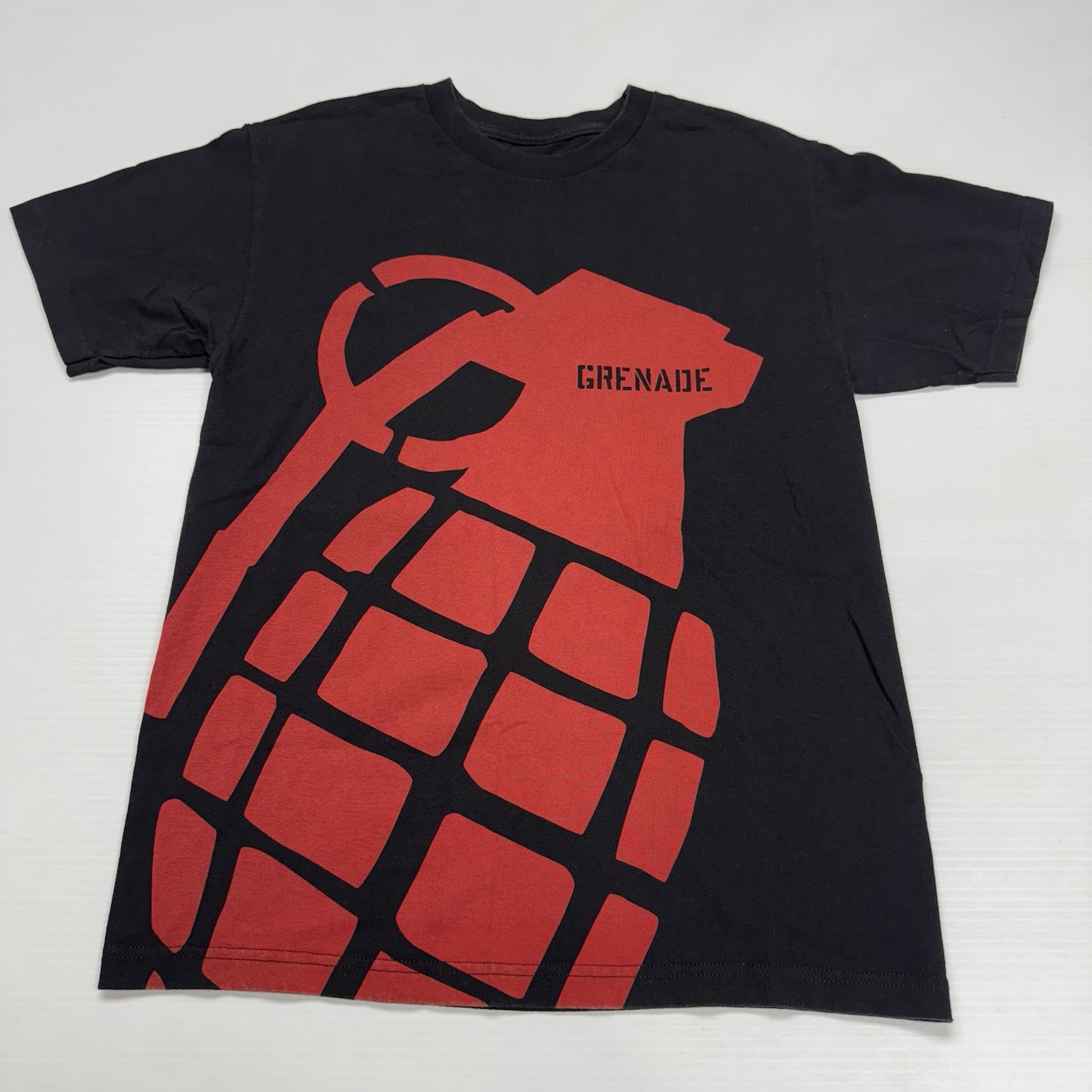 Y2K Grenade Mens T-Shirt M Black Red Punk Style Graphic Skater Grunge Cotton