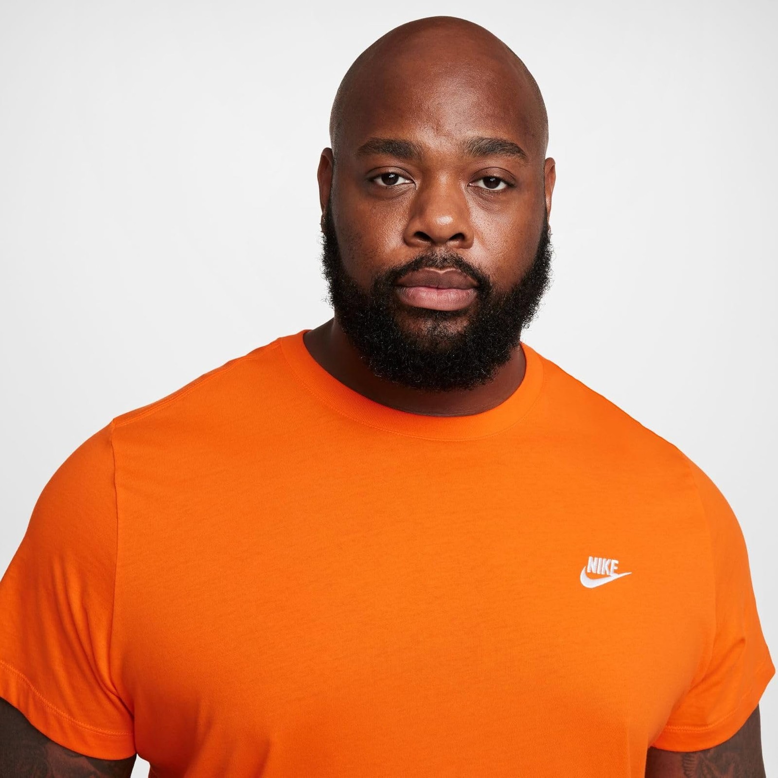 Nike Mens Sportswear Club Tee – Safety Orange – M