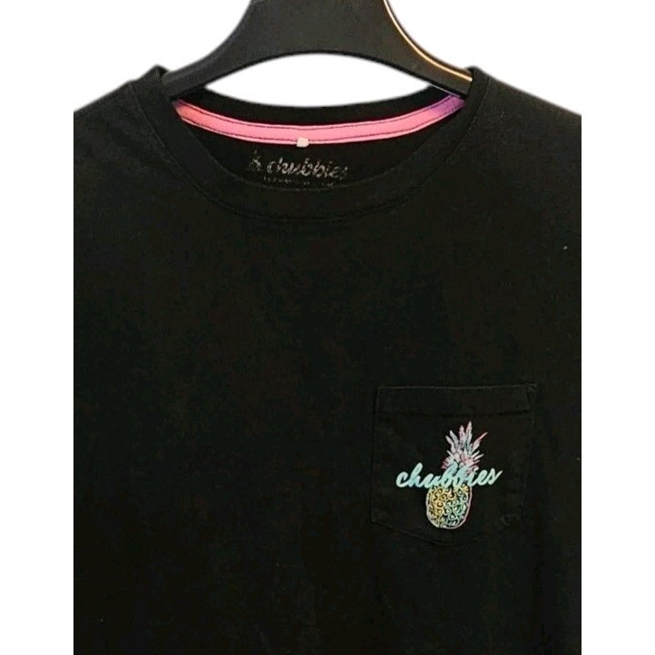 Chubbies The Weekend Has Arrived Pocket T- Shirt Size Medium Graphic Beach
