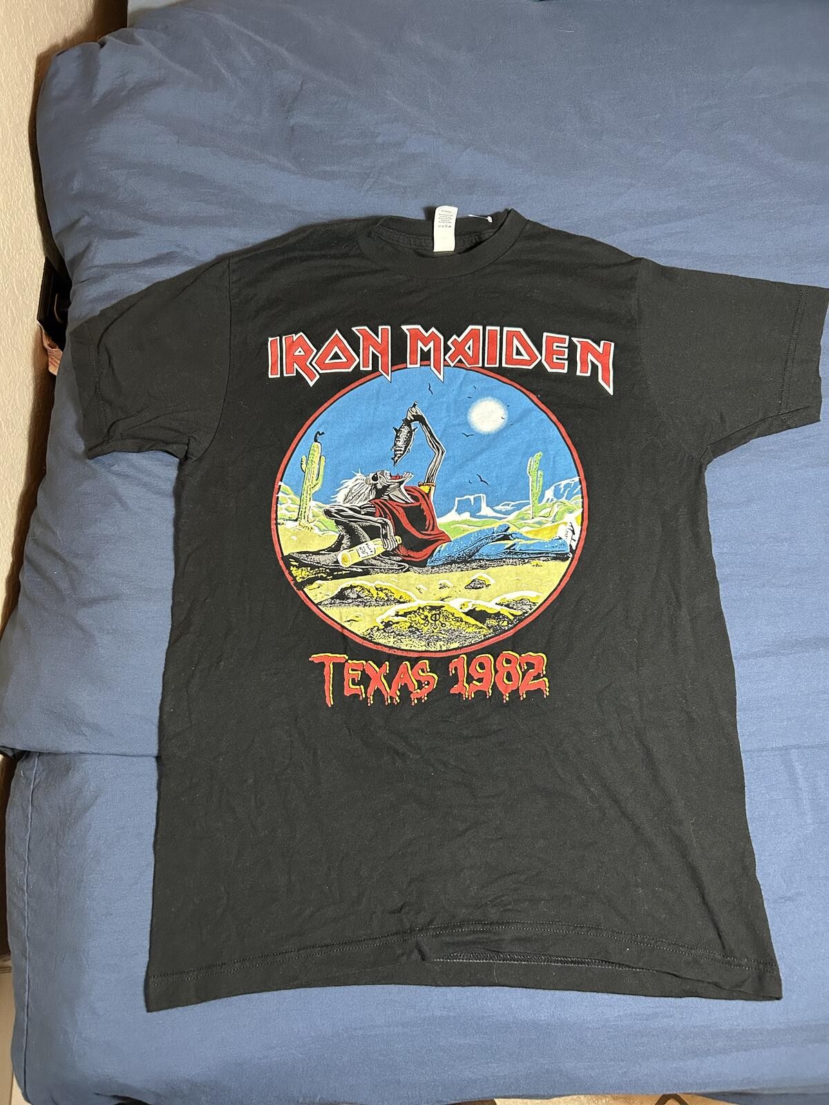 Iron Maiden Texas 1982 / The Beast Tames Texas Black Band T-Shirt Size M