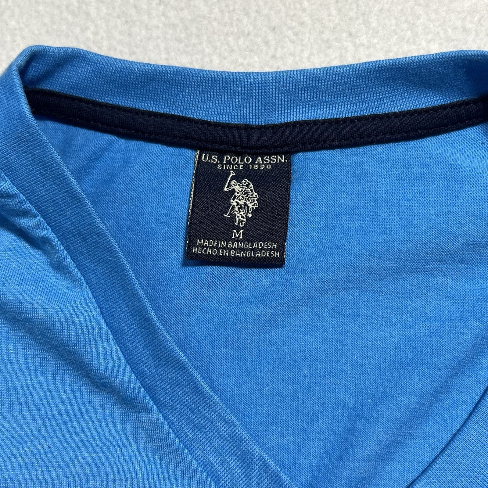 US Polo Assn. Short Sleeve T-Shirt Blue Men’s Size Medium 60% Cotton 40% Poly