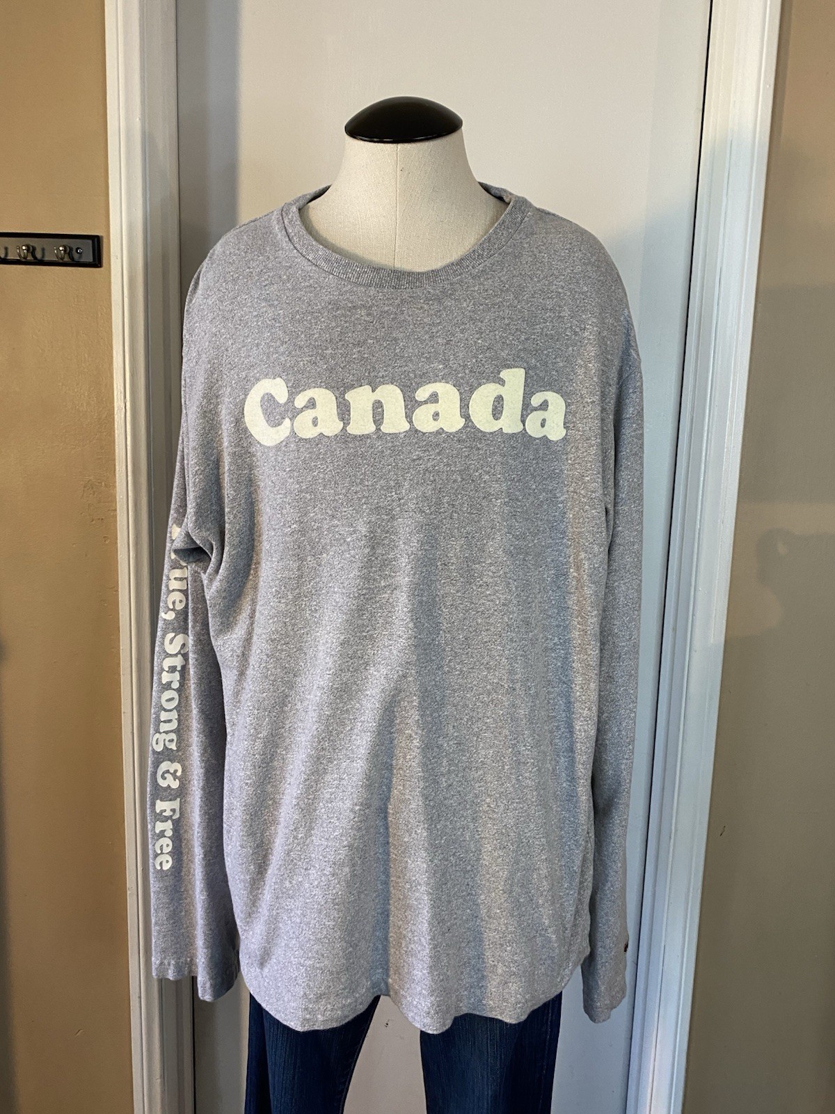 Roots Canada True Strong Free Long Sleeve Shirt Adult Large Gray XL