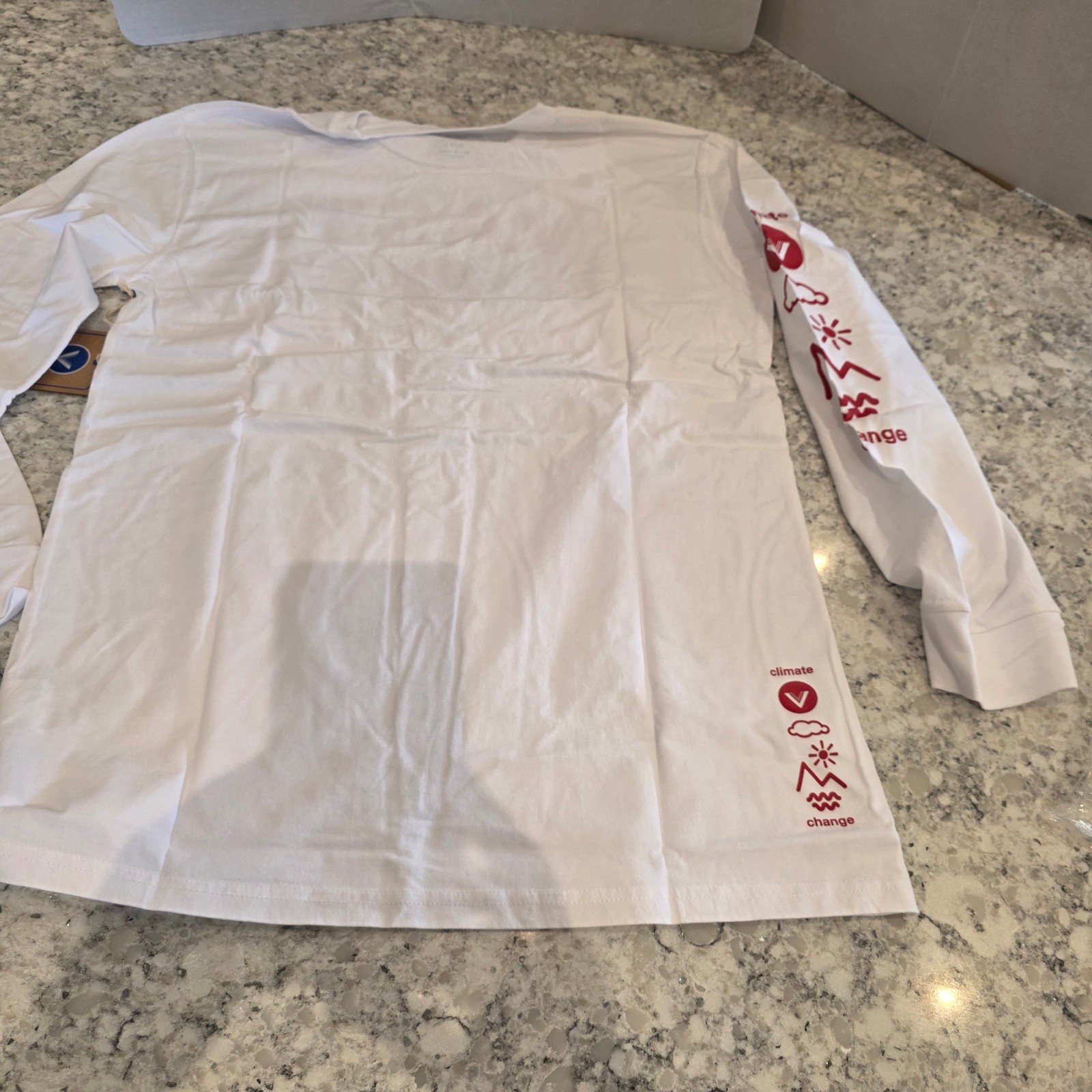 Vast – Men’s Climate Change Long Sleeve T-Shirt Size: L White with Red Logo NWT