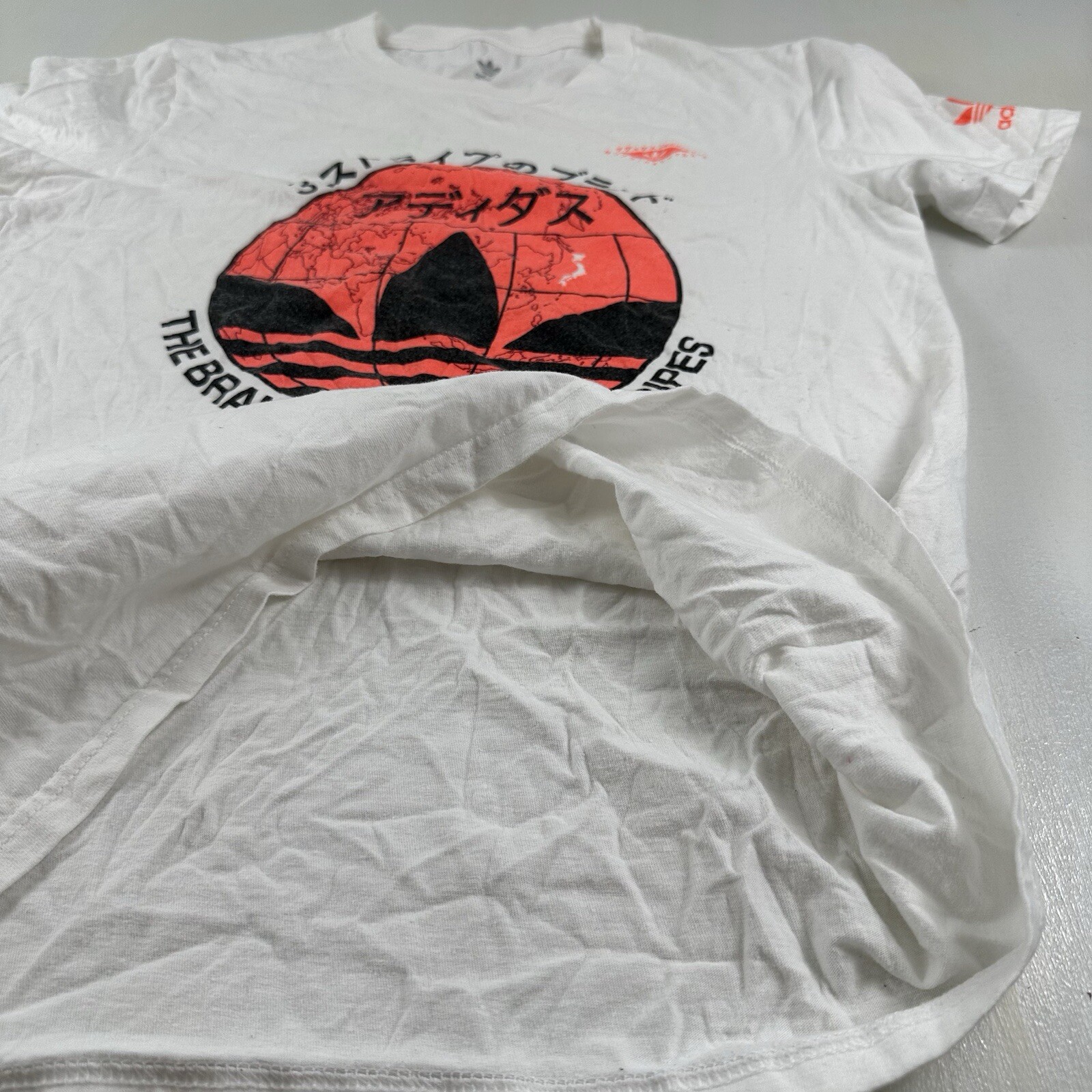 ADIDAS Japan Script Print T-Shirt Mens Small Trefoil Text Logo White Orange