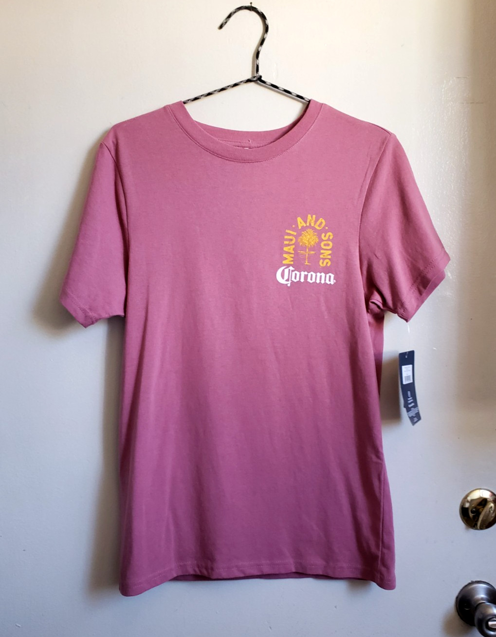 Maui & Sons x Corona beer collab rose pink tee shirt NWT size small