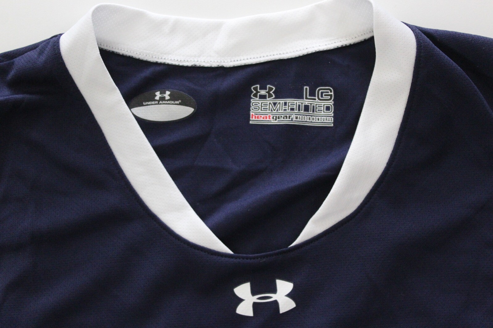 WOMENS Under Armour Blue White Tank Top Sporting TEE T SHIRT Semi Fitted Large L