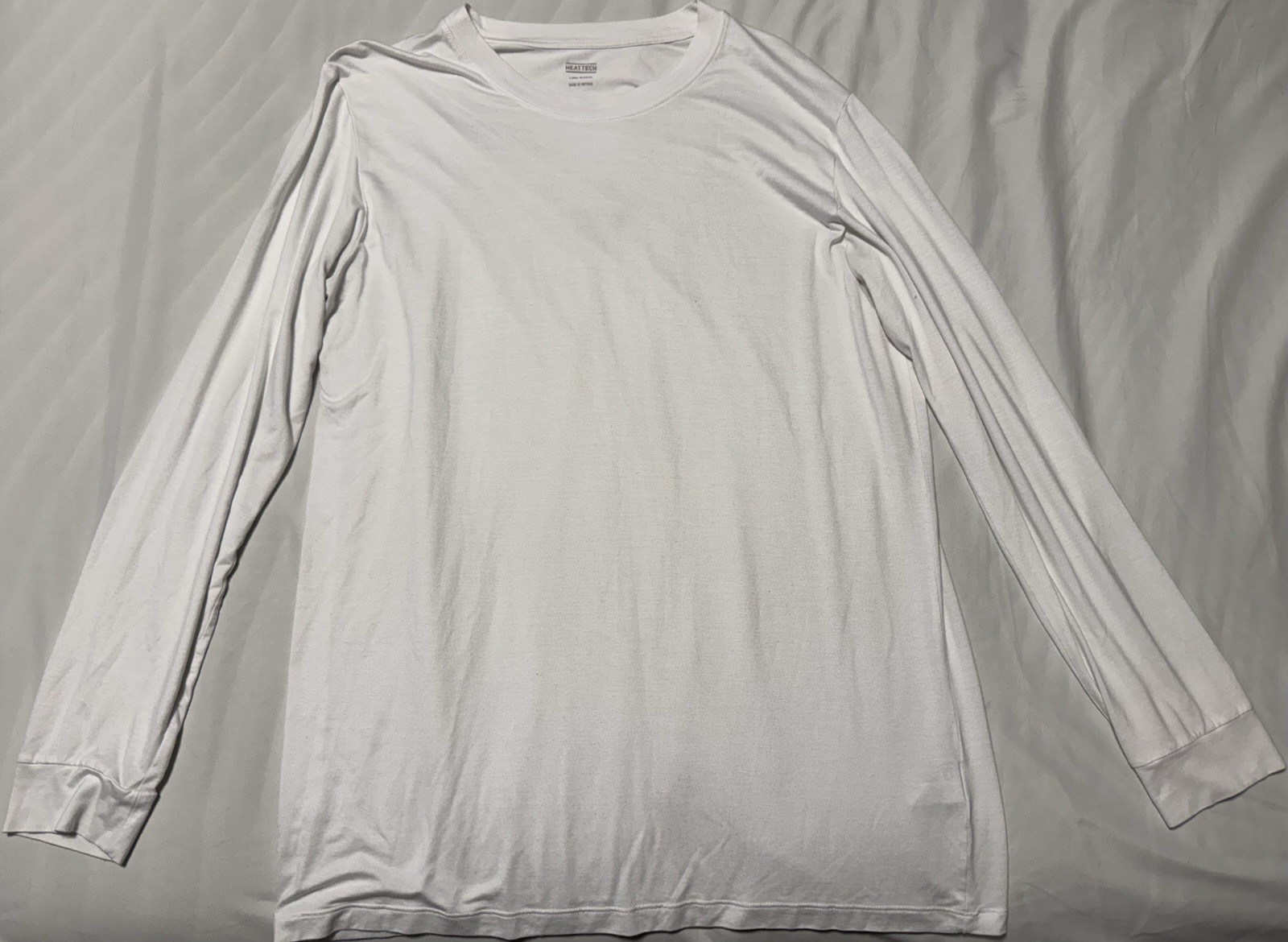 Uniqlo Men’s Small White Scoop Neck Long Sleeve T-Shirt Heattech