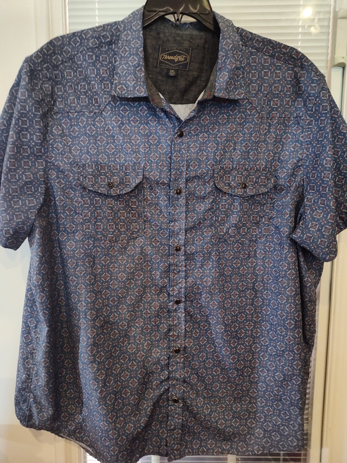 Threadcraft Men’s 2XL Blue Geometric Short Sleeve Button-Up Shirt w/ Pockets
