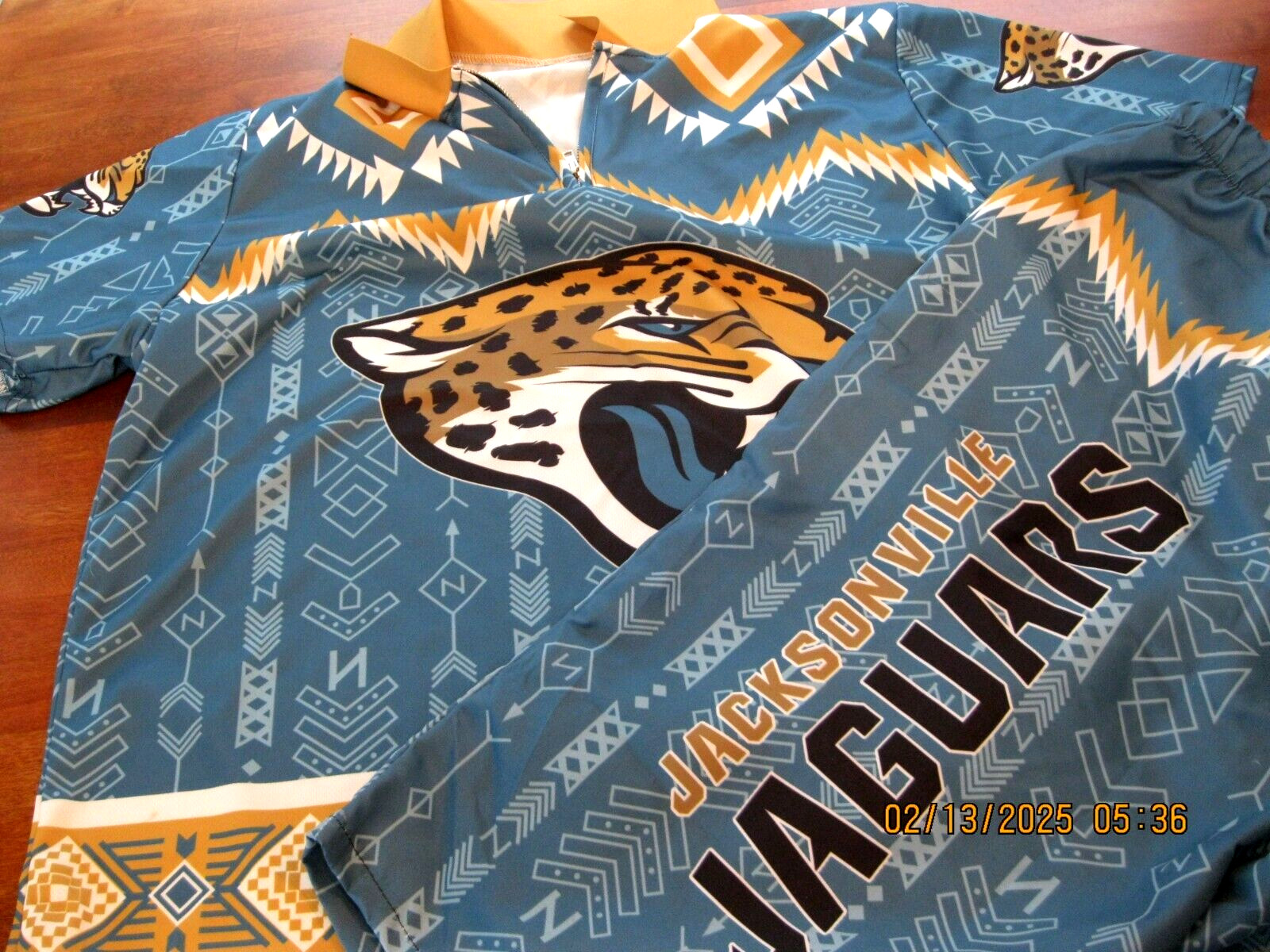 JACKSONVILLE JAGUARS NFL Summer Outfit 2-Piece Short Sleeve Shirt & Short Set XL