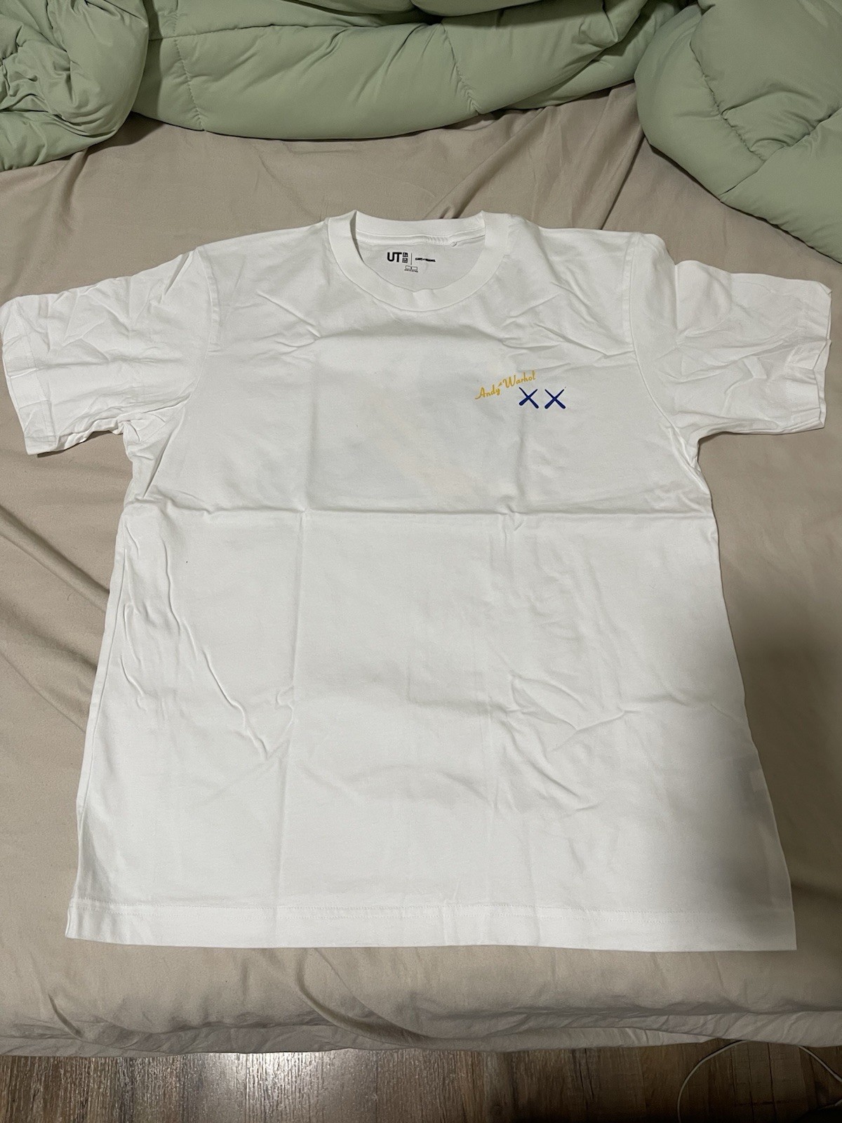 Uniqlo UT klaws White Graphic Tee S Regular Double-Sided