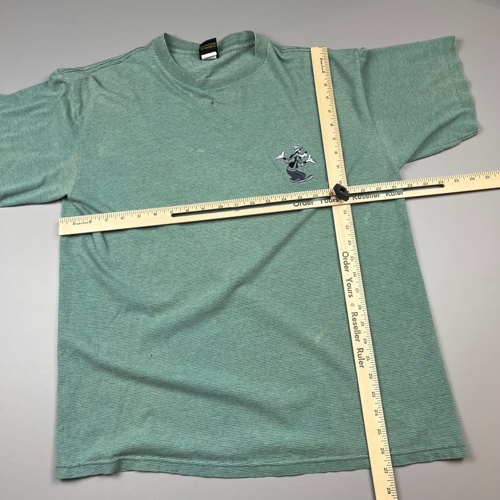 Mickey Unlimited T-Shirt Mens XL Green Striped Goofy Embroidered Vintage Disney