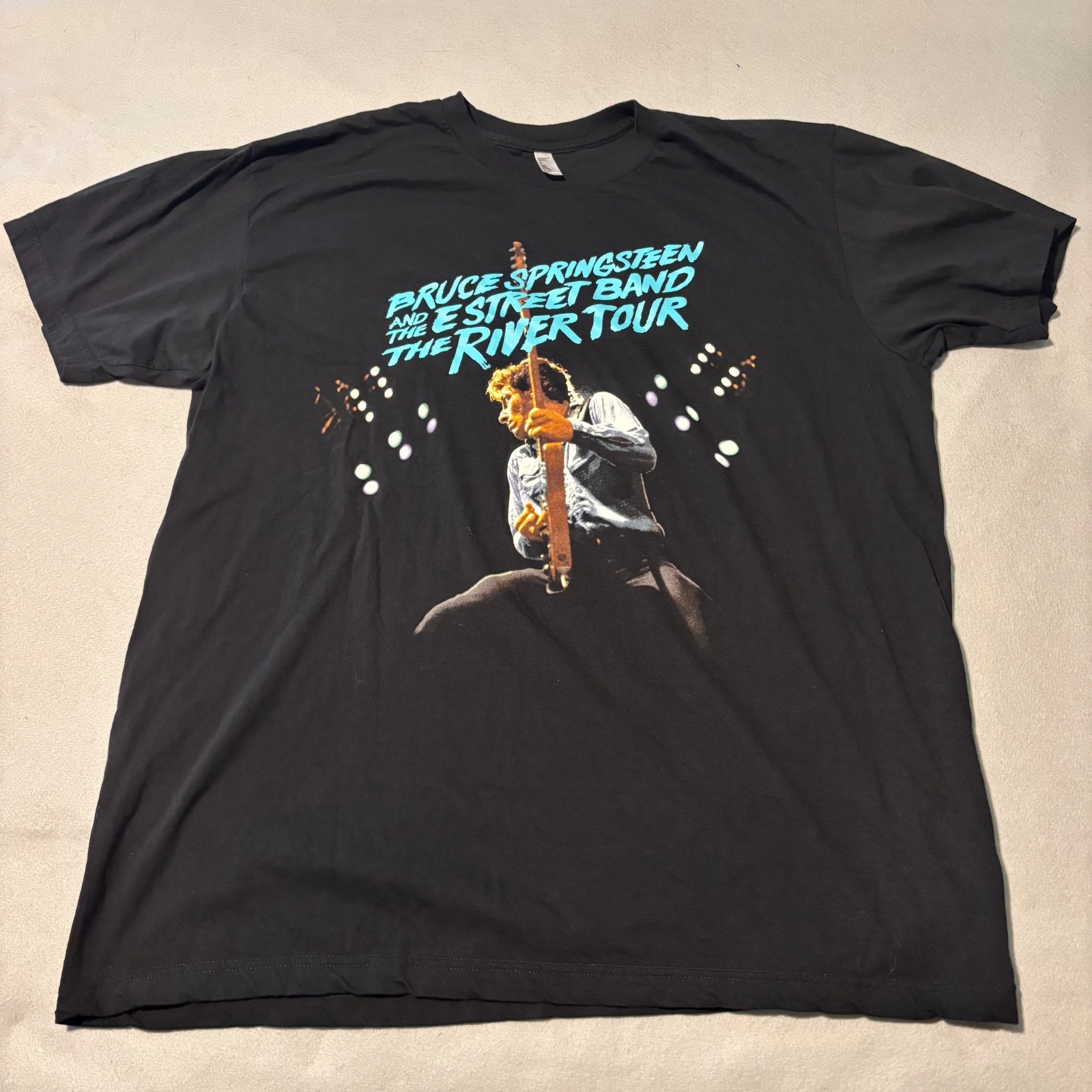 Bruce Springsteen and The E Street Band The River Tour TShirt 2016 XXL