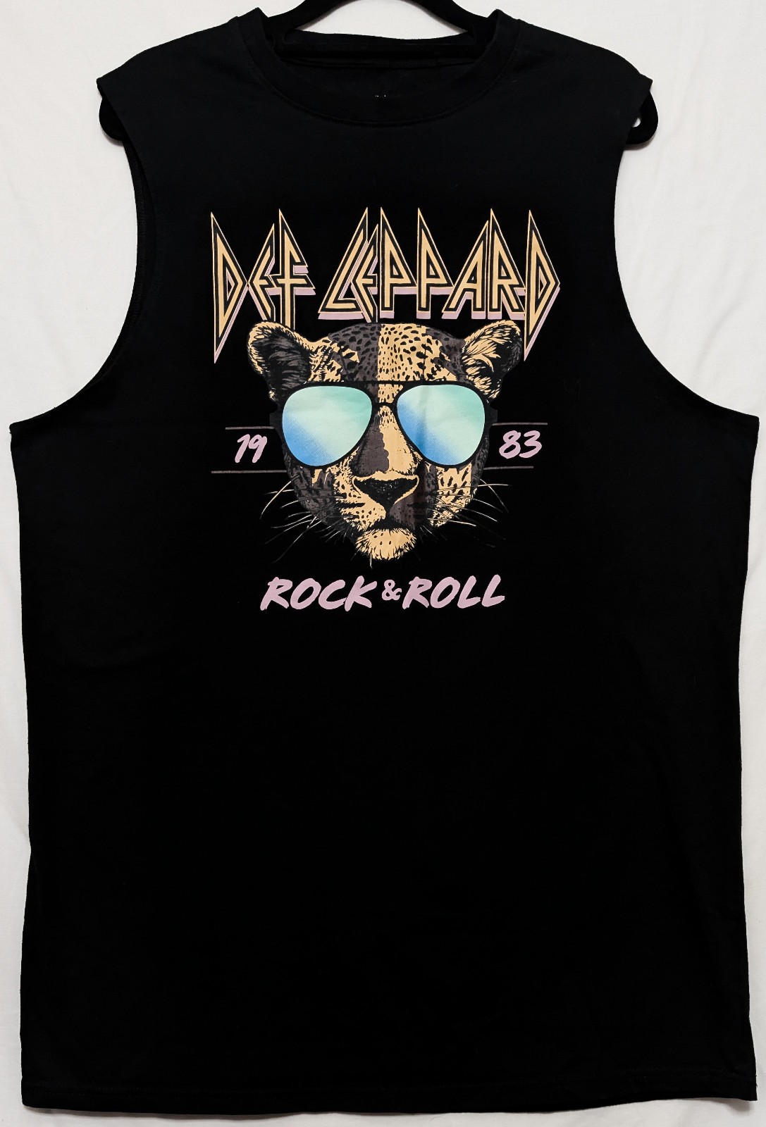 Def Leppard 1983 Sleeveless Small Black Muscle Band Tee Tank Top 21.5″ W X 31″ L